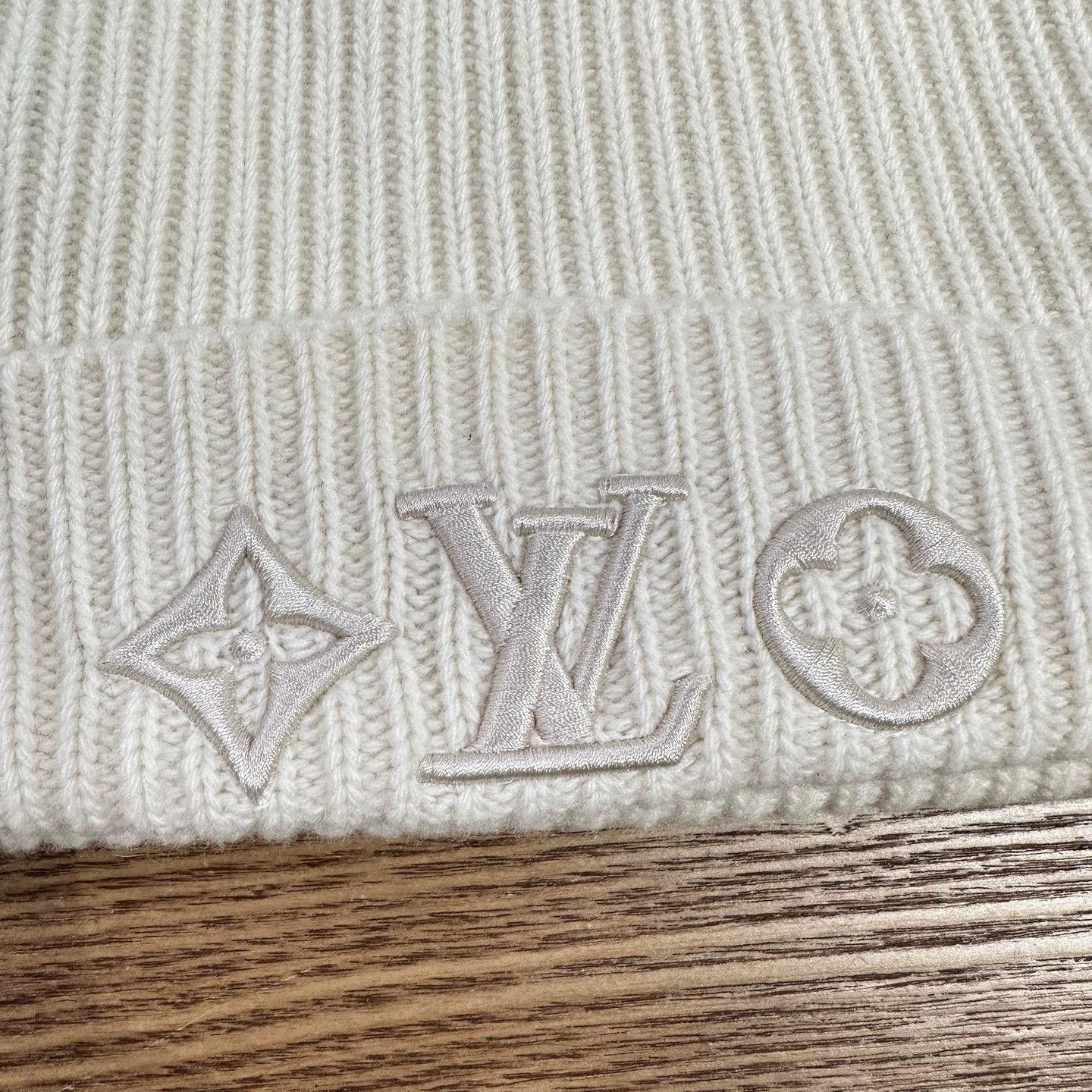 Louis Vuitton Louis Vuitton may243 Embroidered Logo Wool Beanie Size ONE SIZE - 5 Thumbnail
