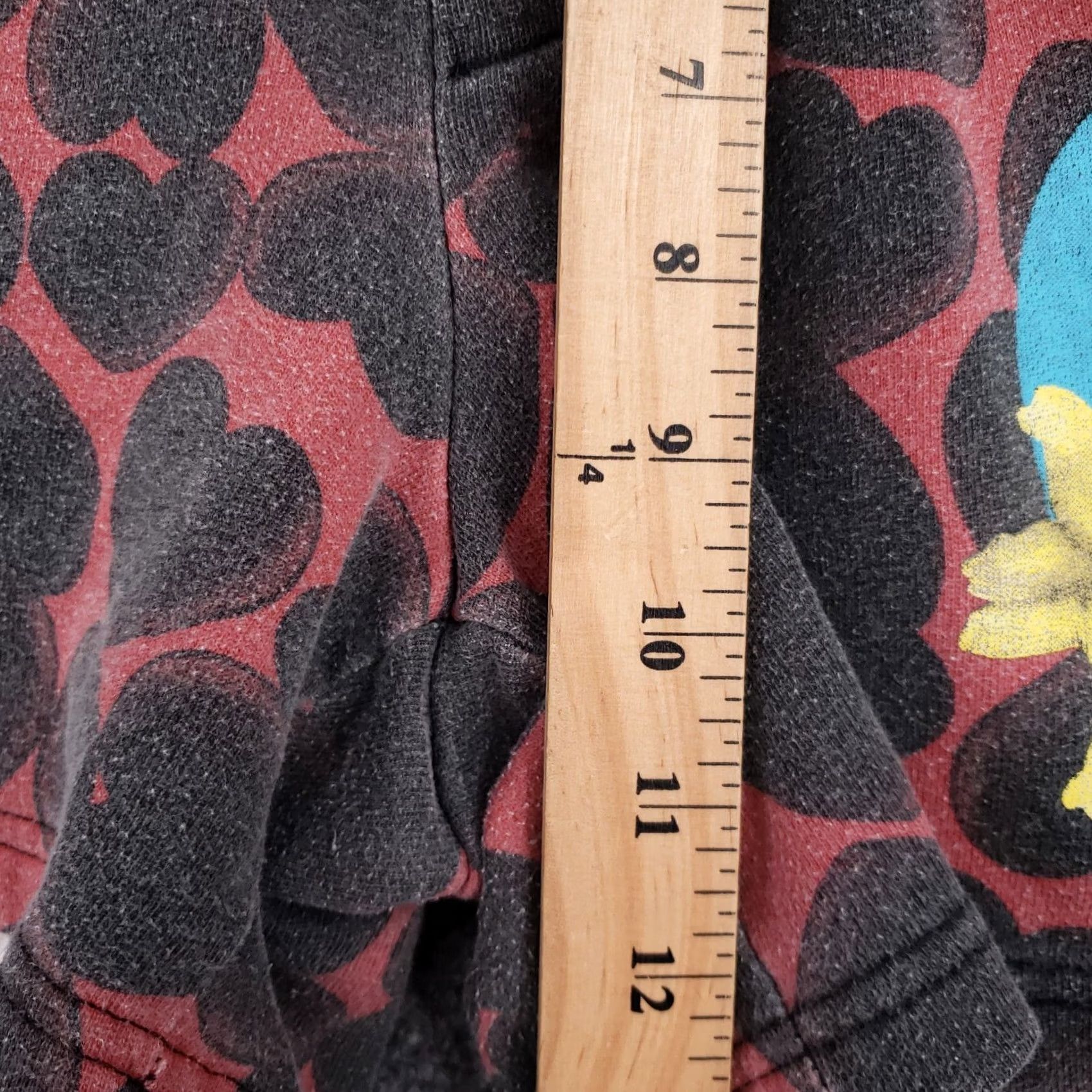 Gloverall Nirvana Shorts Womens S Red Sweatshorts Women Fleece Mid Rise Allover Print Heart Size 28" / US 6 / IT 42 - 7 Thumbnail