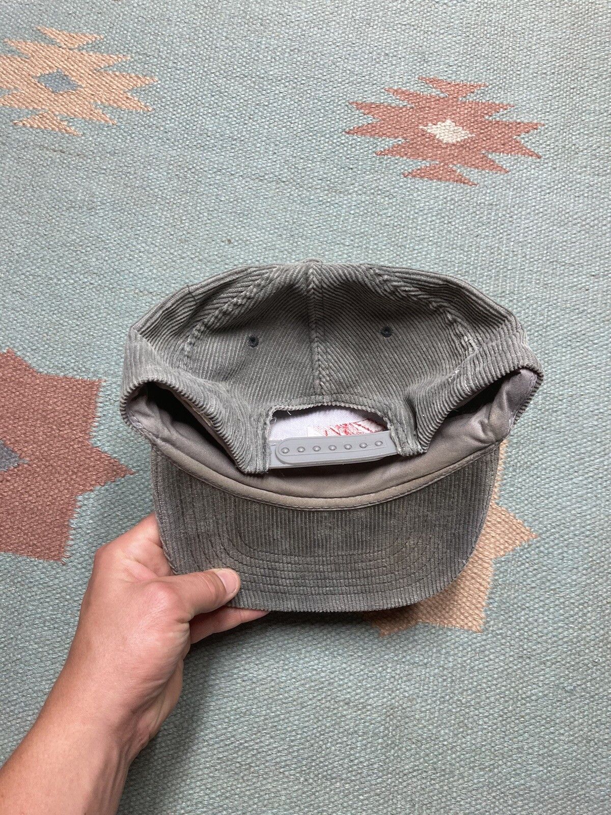 Vintage Vintage 90s SnapBack hat corduroy BOC gases embroidered Size ONE SIZE - 4 Thumbnail