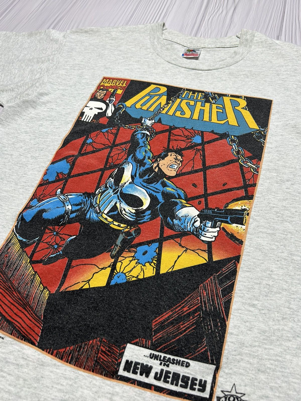 Marvel Comics RARE! 1993 Punisher Big Print Marvel Comics T-Shirt Size US L / EU 52-54 / 3 - 4 Thumbnail