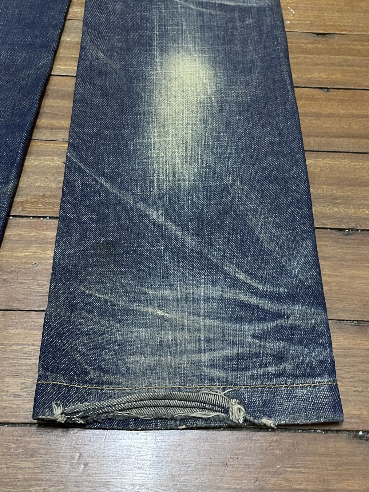 Le Grande Bleu (L.G.B.) Rare Design Vintage Japanese Brand Lolita Flared Jeans 1990s Size US 30 / EU 46 - 8 Thumbnail