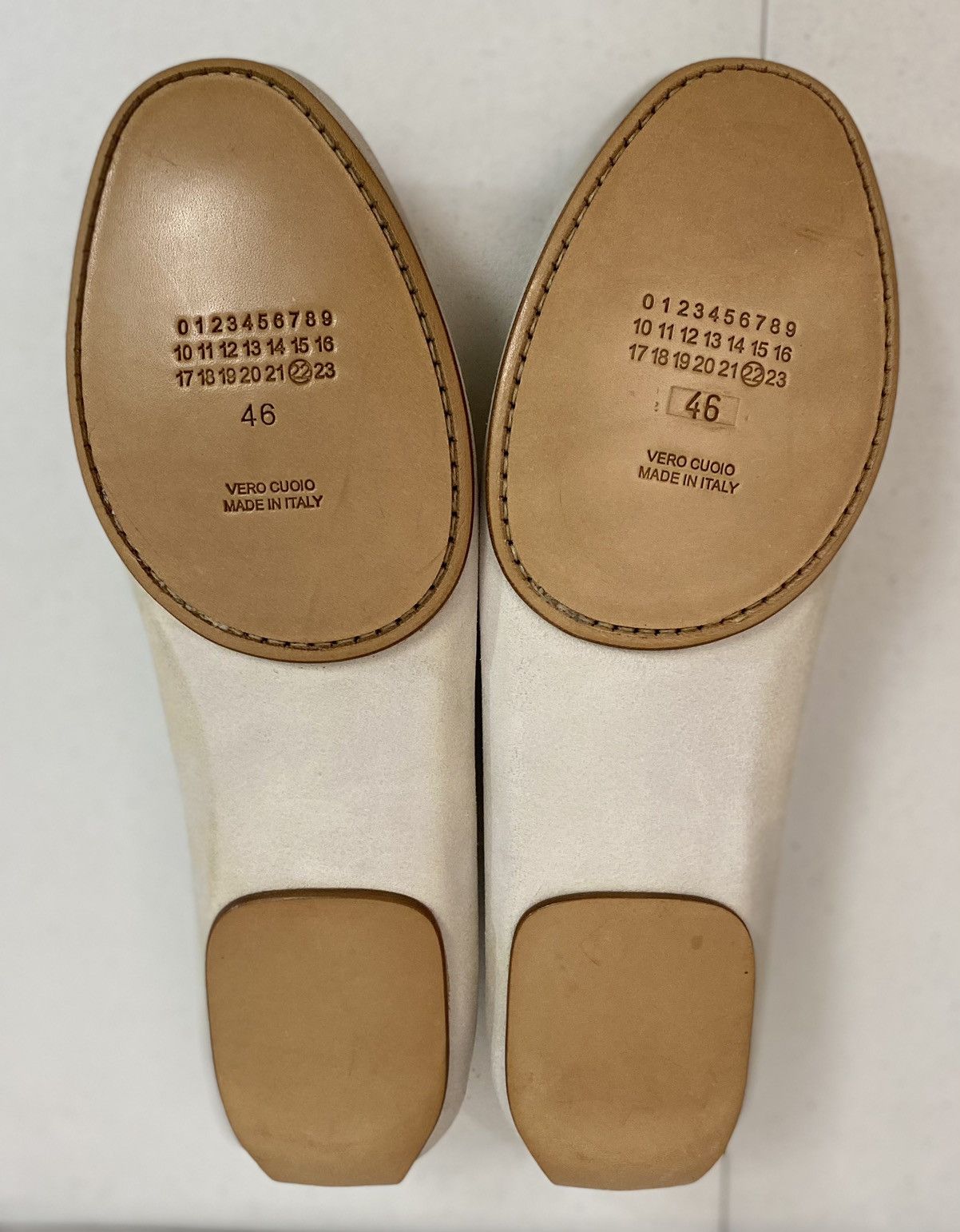 Maison Margiela Maison Margiela 22 🇮🇹 Off White Rubbed Suede Slip On 13 NEW Size US 13 / EU 46 - 10 Thumbnail