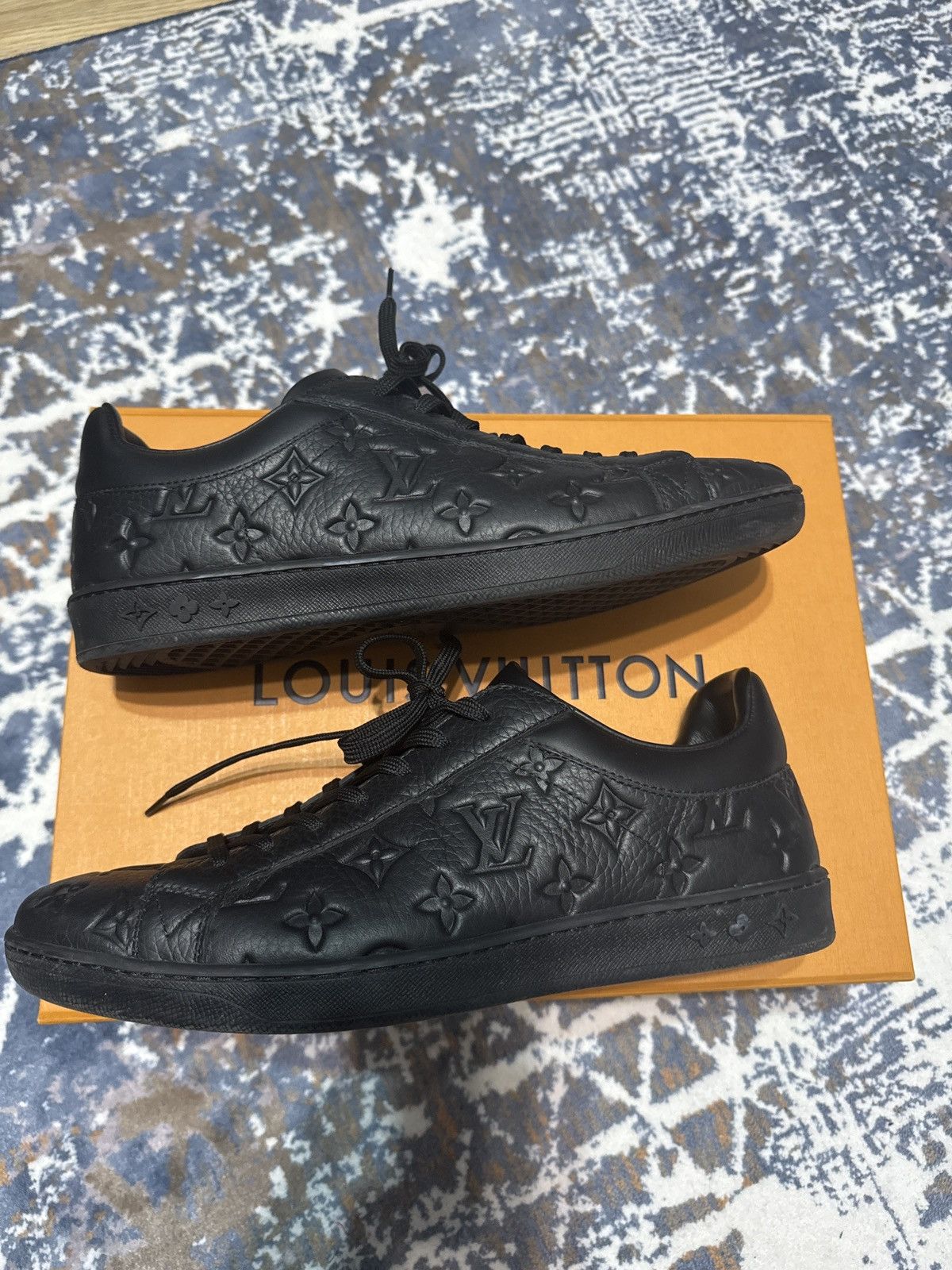 Louis Vuitton Louis Vuitton Luxembourg Size US 9.5 / EU 42-43 - 1 Thumbnail