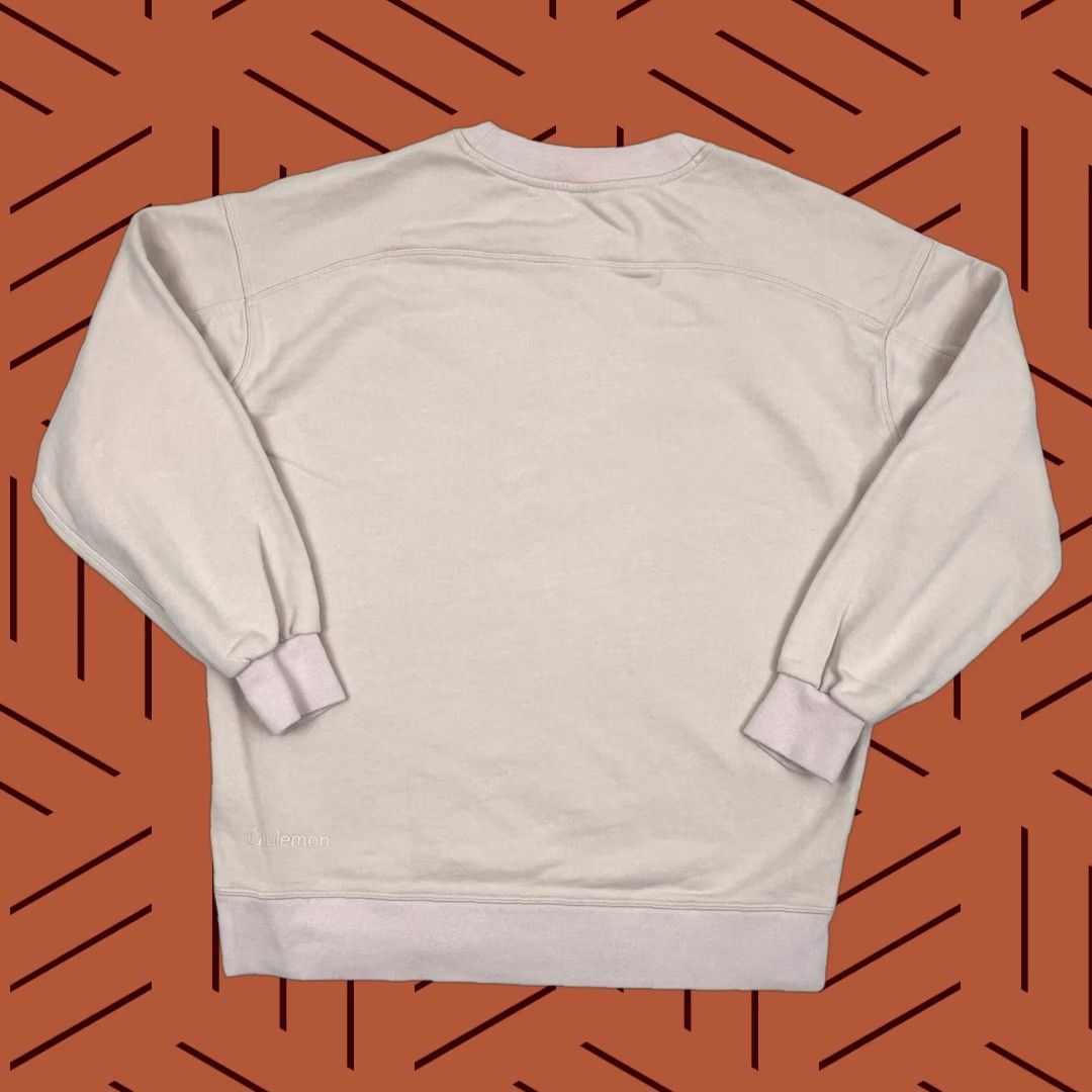 Lululemon Lululemon Perfectly Oversized Crewneck Sweatshirt Womens 2 / 4 Pink Athleisure Size S / US 4 / IT 40 - 1 Thumbnail