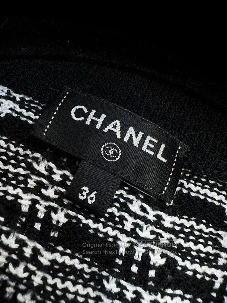 Chanel Chanel 25P black and white striped enamel button knitted c Size XS / US 0-2 / IT 36-38 - 7 Thumbnail
