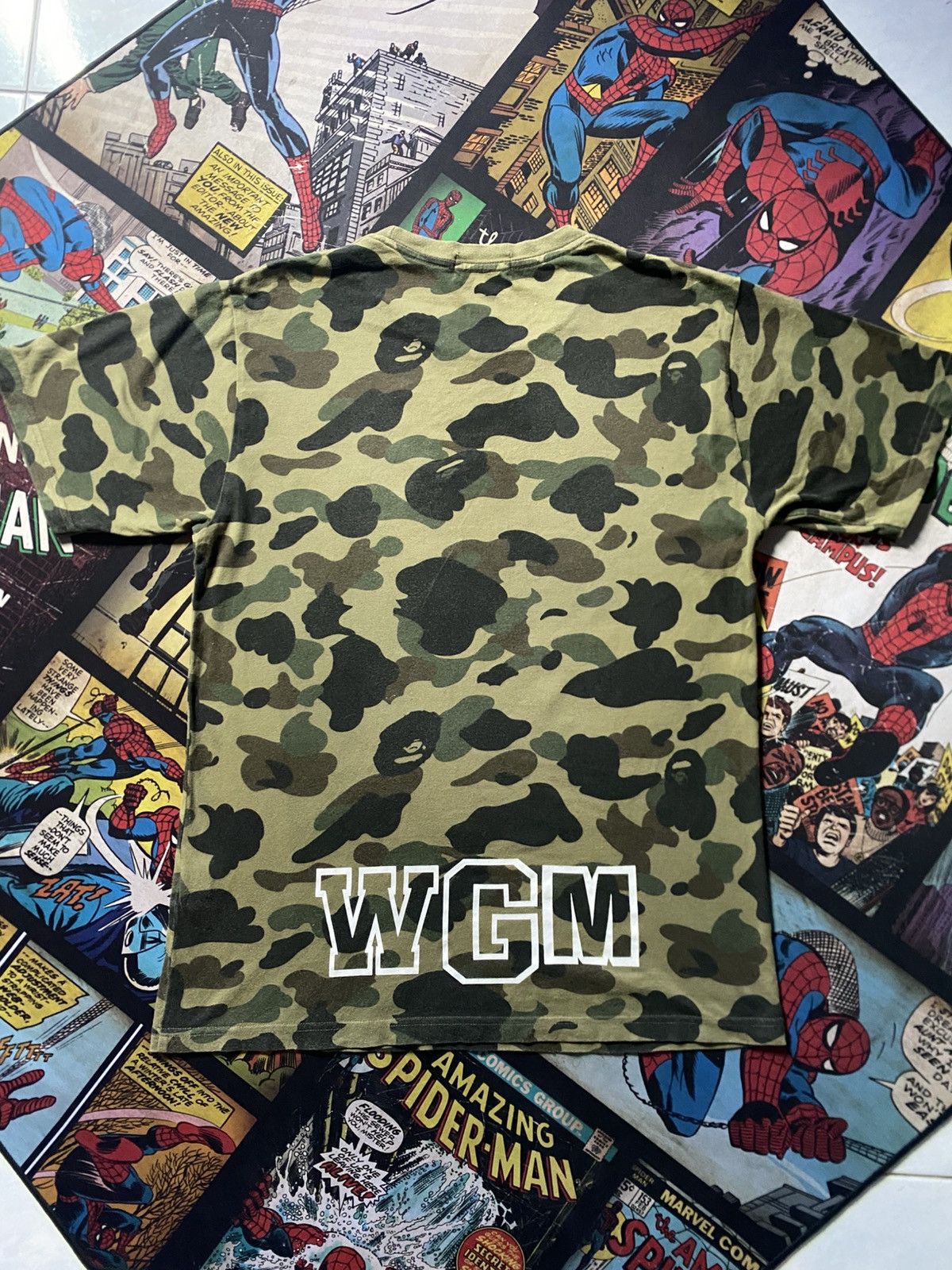 Bape 1st Camo Shark Tee Size US M / EU 48-50 / 2 - 2 Thumbnail