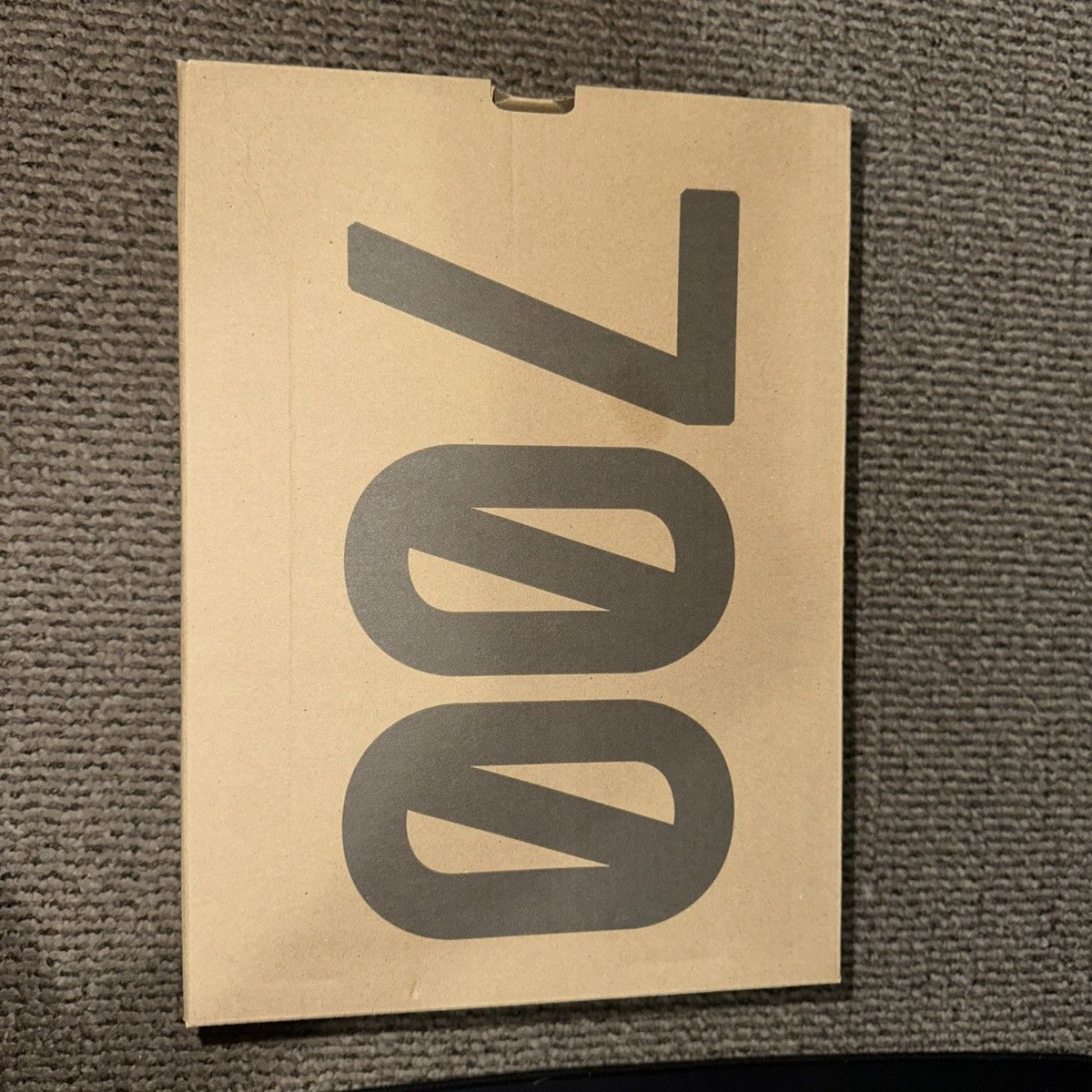 Adidas adidas Yeezy Boost 700 Inertia Size US 7 / EU 40 - 7 Thumbnail