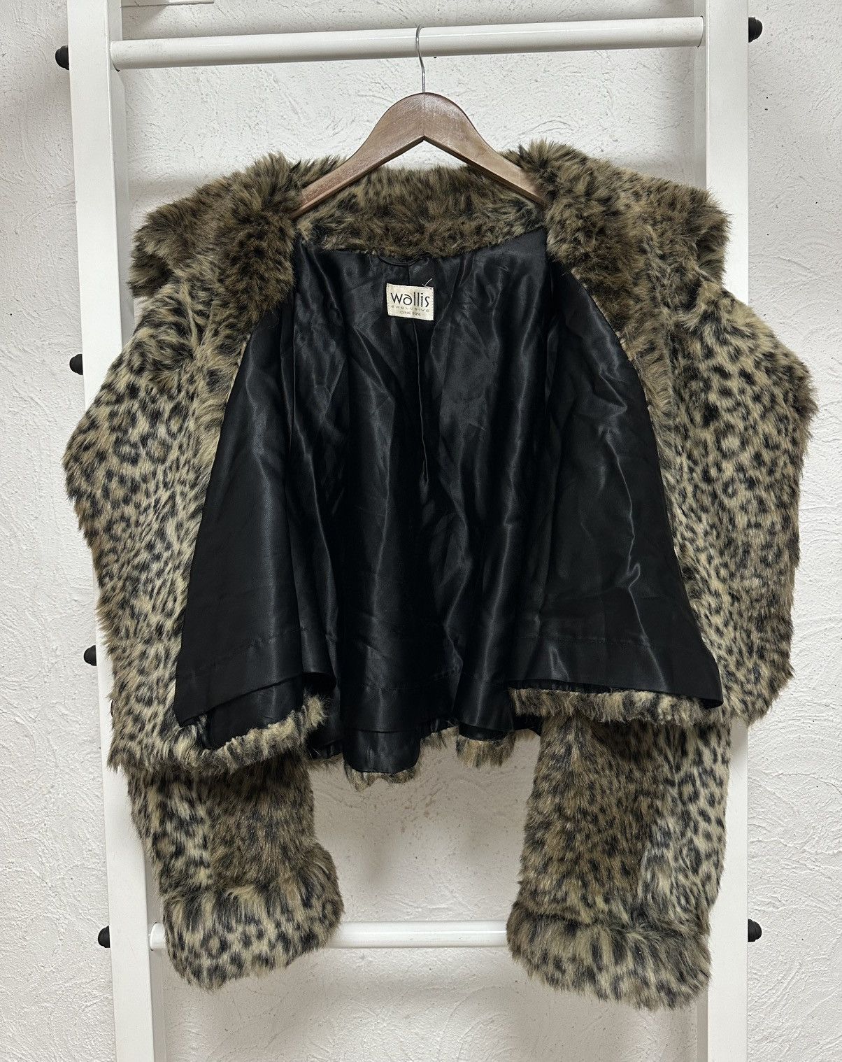 Other Y2K Japanese Style Faux Fur Leopard Print Jacket Women’s Size ONE SIZE - 10 Thumbnail