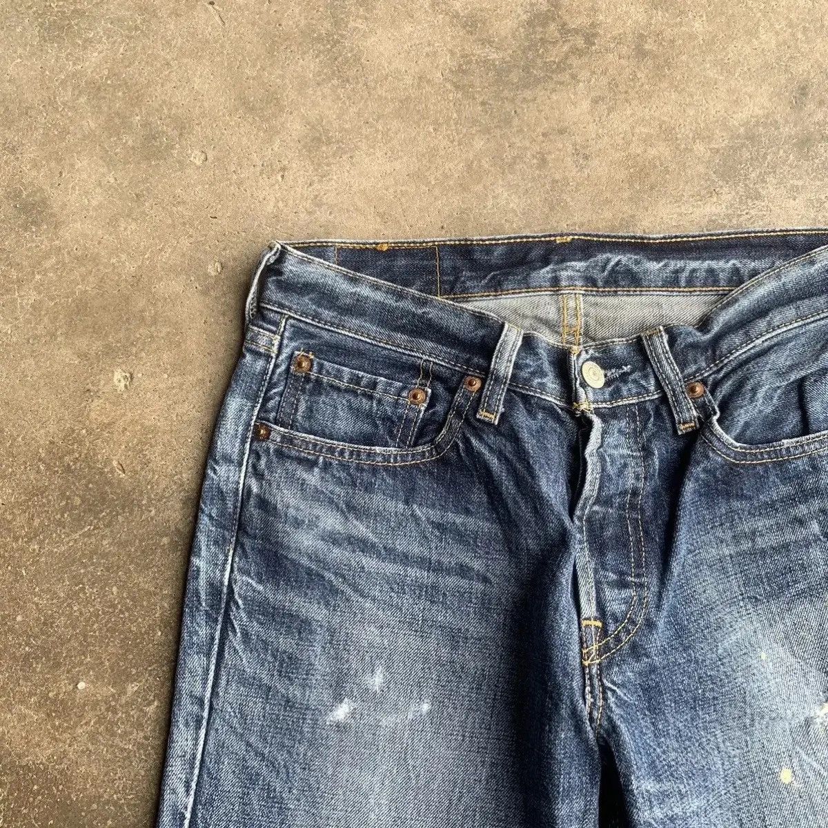 Levi's Vintage Clothing Levis 501 Blue Wash Levi’s Jeans Slim Fit Trousers Pants Size US 28 / EU 44 - 5 Thumbnail