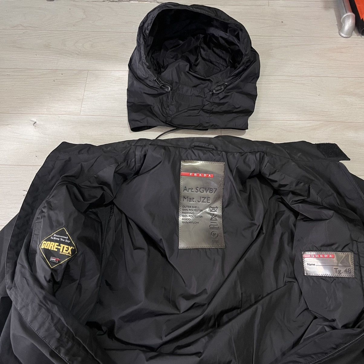 Prada Vintage Prada Sport goretex hidden hoodie with sling Size US M / EU 48-50 / 2 - 9 Thumbnail