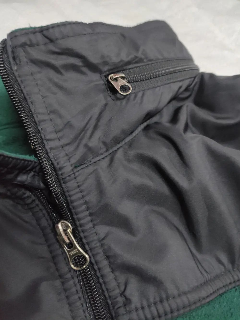 Nike ACG Vintage Nike ACG jacket Size US L / EU 52-54 / 3 - 6 Thumbnail