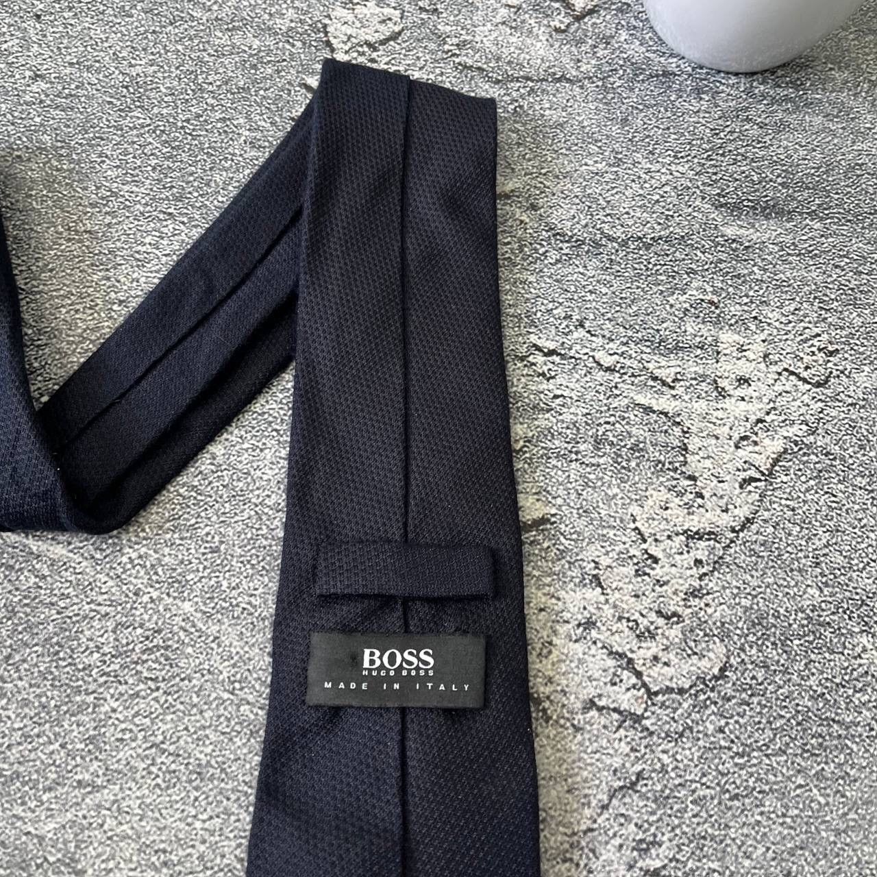 Hugo Boss HUGO BOSS Men's Silk Tie Black And Ivory Striped Pattern Size ONE SIZE - 8 Thumbnail