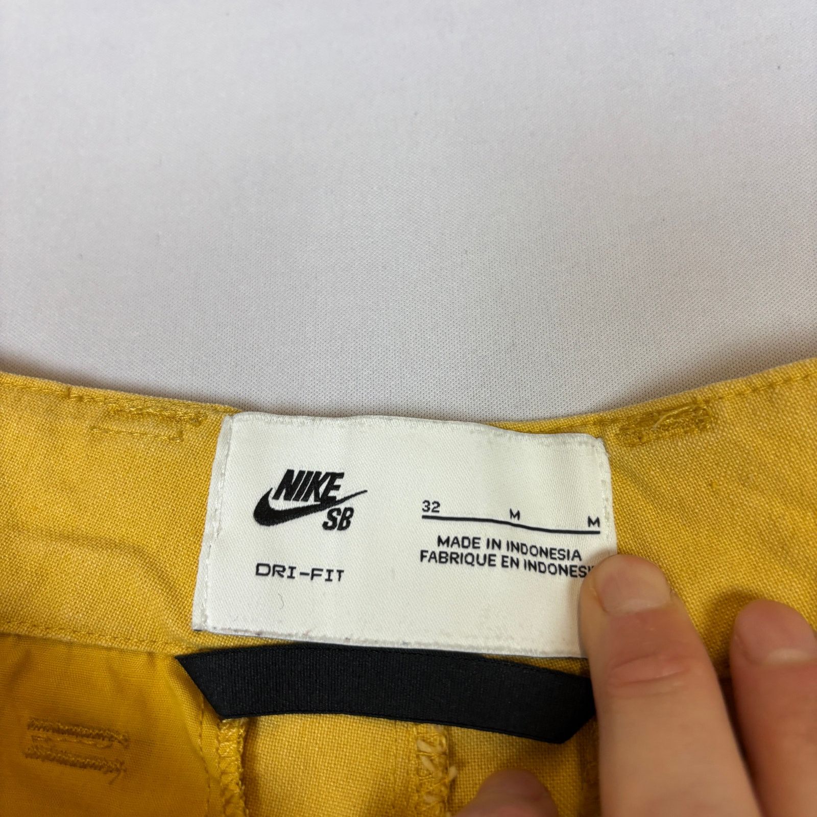 Nike Nike SB Loose Fit Skate Chino Pants Sanded Gold Men's 32x29 Size US 32 / EU 48 - 5 Thumbnail