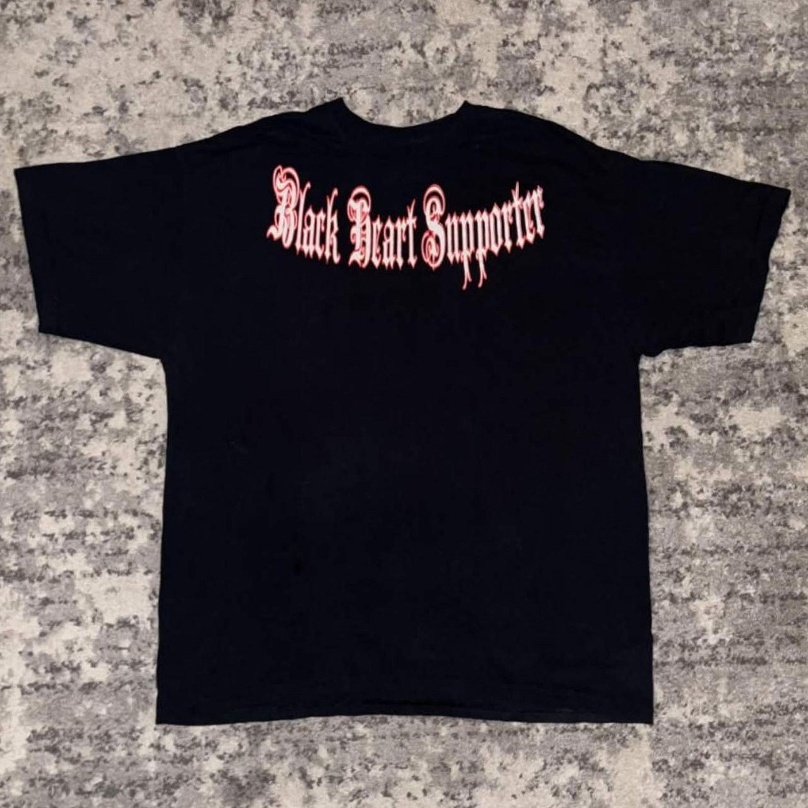 Other 00s Black Heart Supporter Band Shirt Size US XL / EU 56 / 4 - 1 Thumbnail
