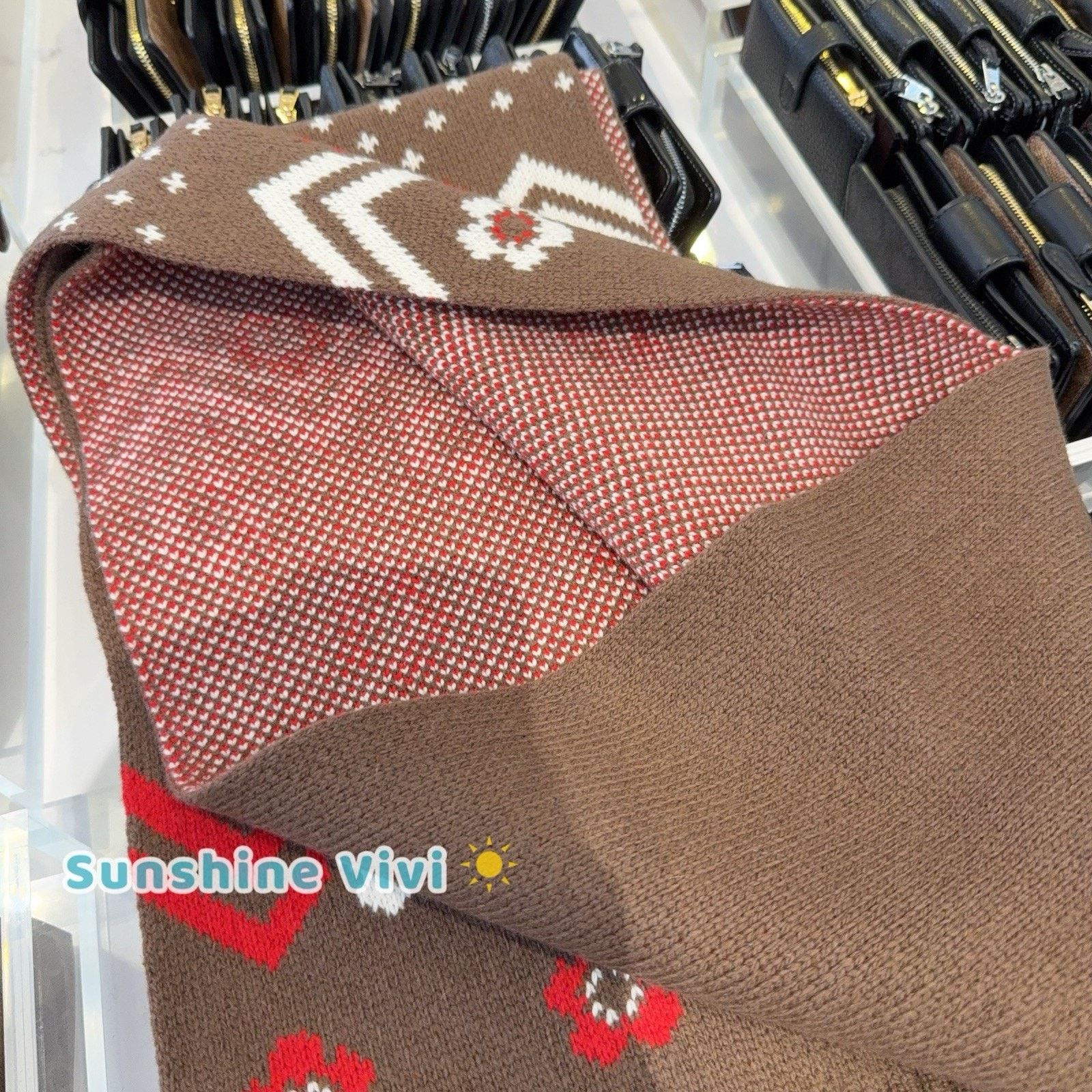 Coach NWT Bundle Coach Knit Muffler CCW05 & Gloves CCW71 Sable Size ONE SIZE - 6 Thumbnail