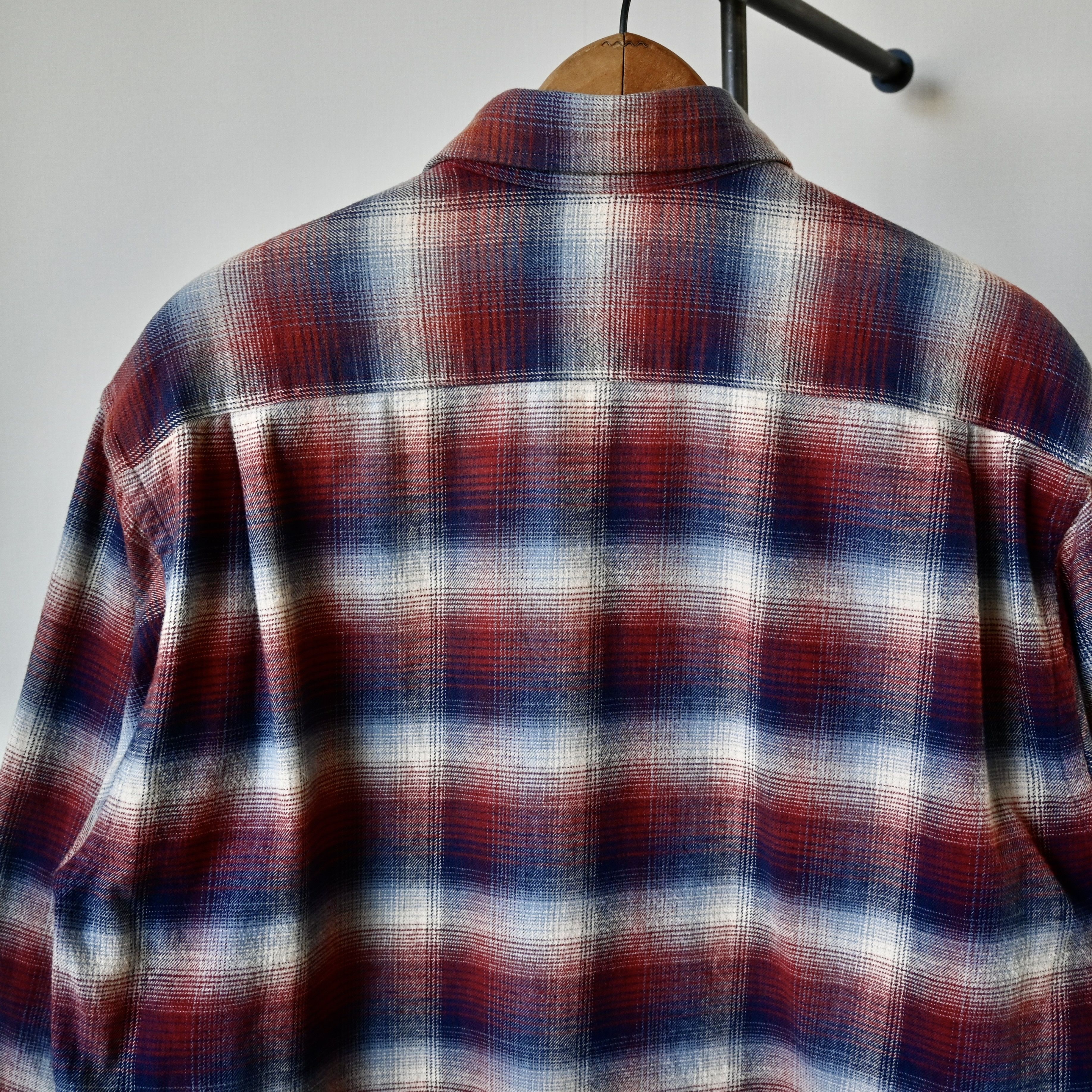 Uniqlo VTG 1990s UNIQLO ombre/shadow plaid cotton flannel shirt, M Size US M / EU 48-50 / 2 - 4 Thumbnail