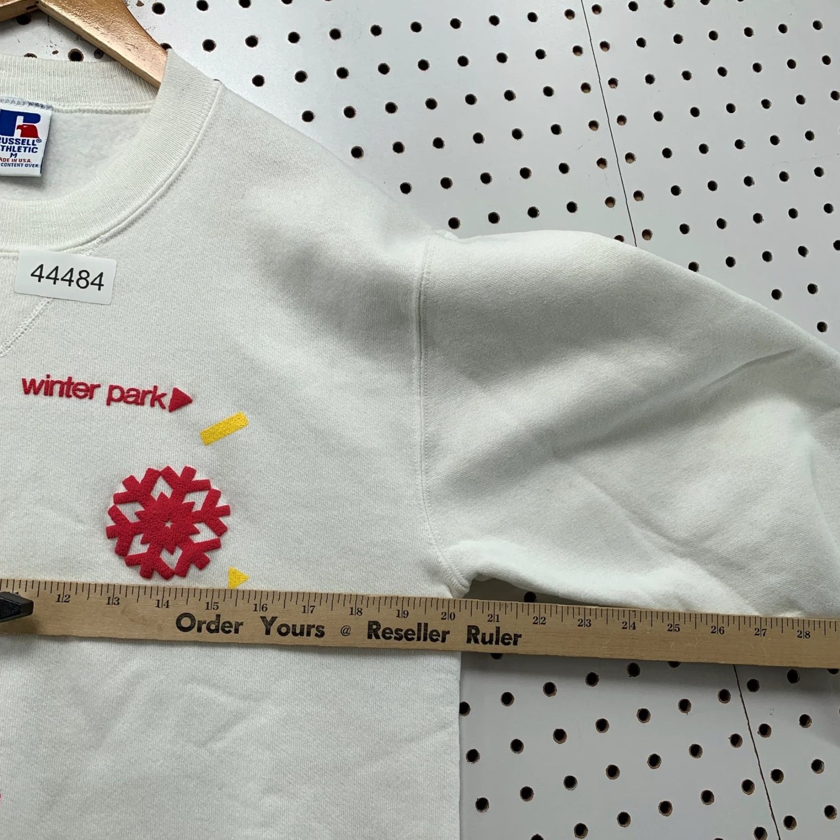 Jerzees VINTAGE 90s Winter Park Snow Flake Sweatshirt Mens Medium Russell White USA Size US M / EU 48-50 / 2 - 7 Thumbnail