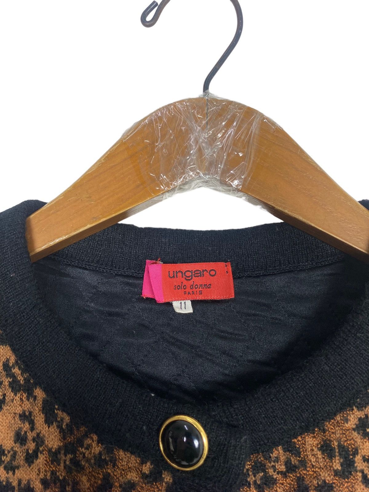 Vtg Ungaro Solo Donna Paris Sweater Leopard Design Japan