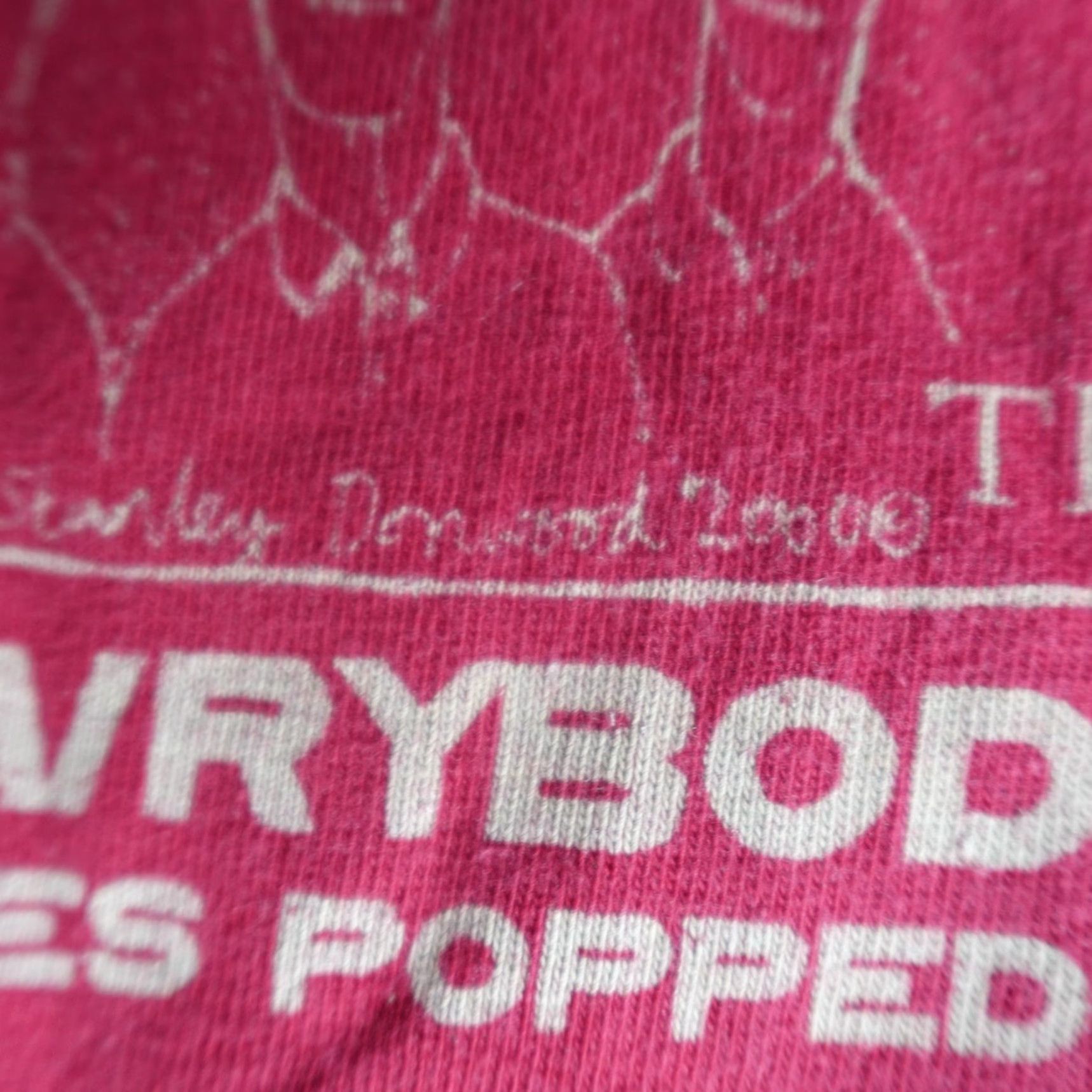 Vintage VINTAGE Radiohead Shirt Men XL Red Graphic Print Crew Neck Long Sleeve 2XL? Size US XL / EU 56 / 4 - 7 Thumbnail