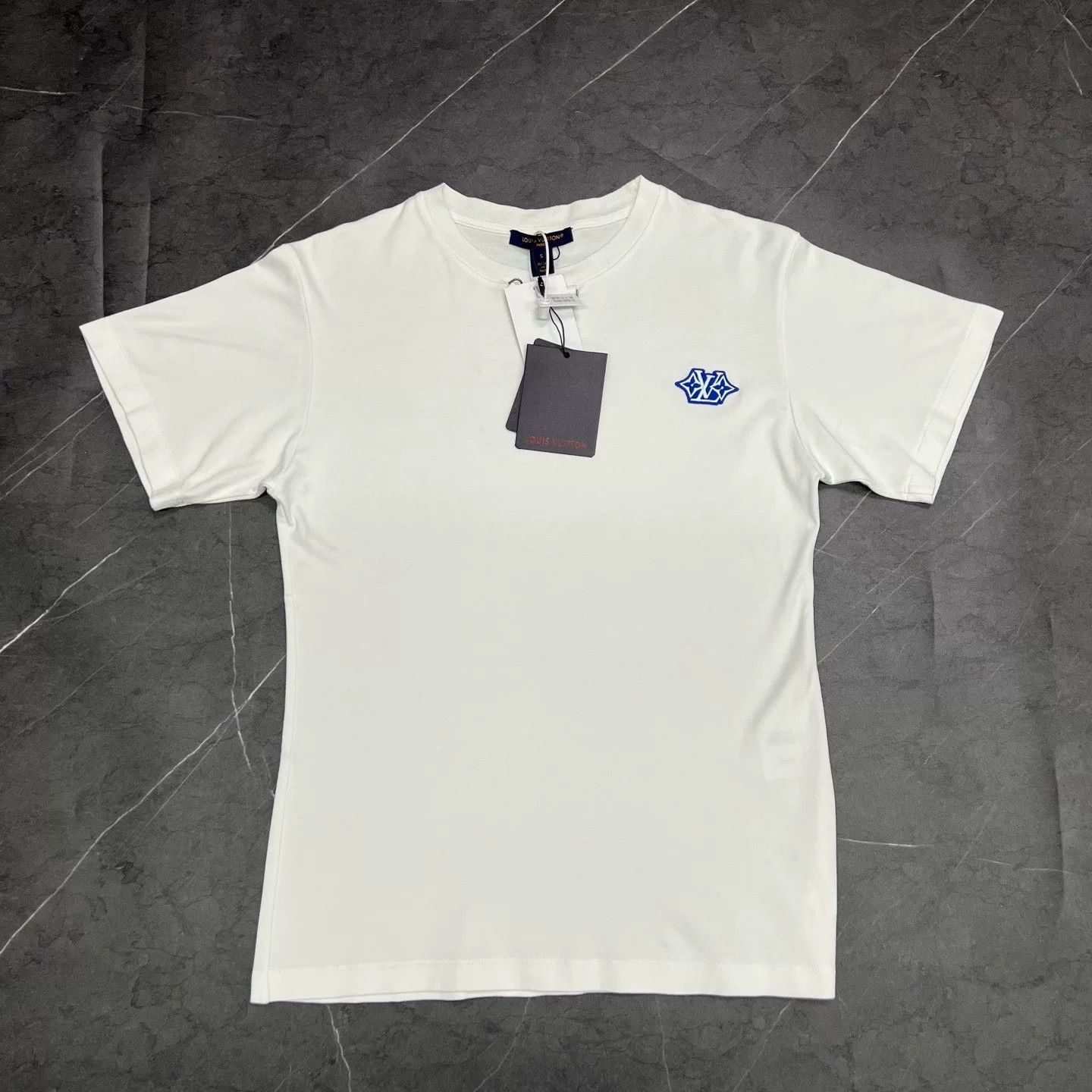 Louis Vuitton Louis Vuitton Retro T-Shirt S Men Size US S / EU 44-46 / 1 - 1 Thumbnail