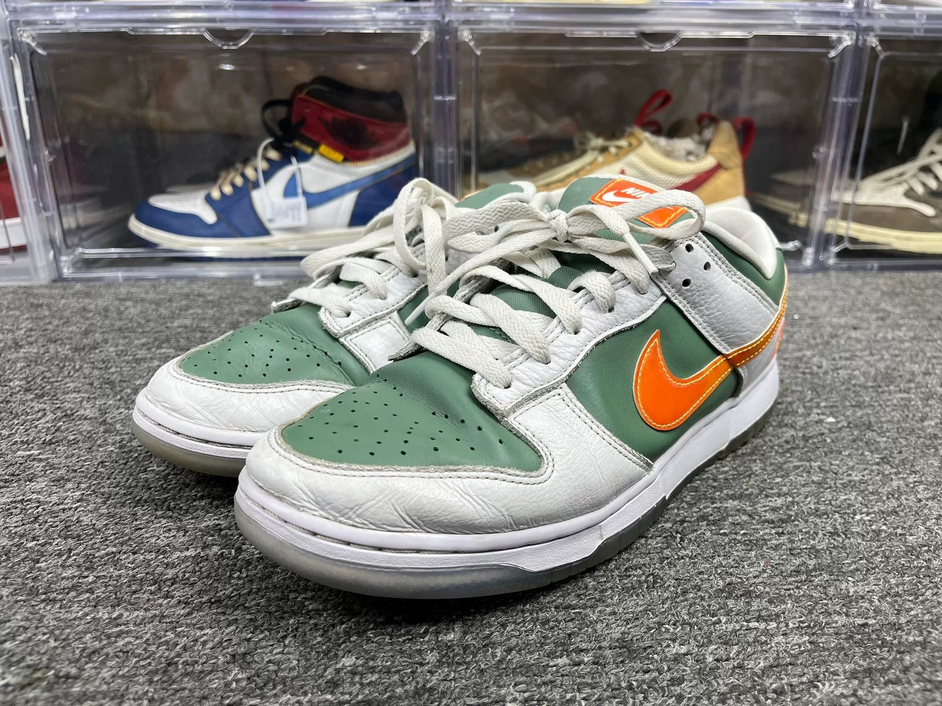 Nike Nike DUNK Lowtop Sneakers 10 Men Size US 10 / EU 43 - 1 Thumbnail