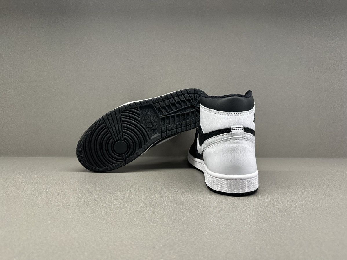 Jordan Brand Jordan 1 Retro High OG Black White Size US 9 / EU 42 - 9 Thumbnail