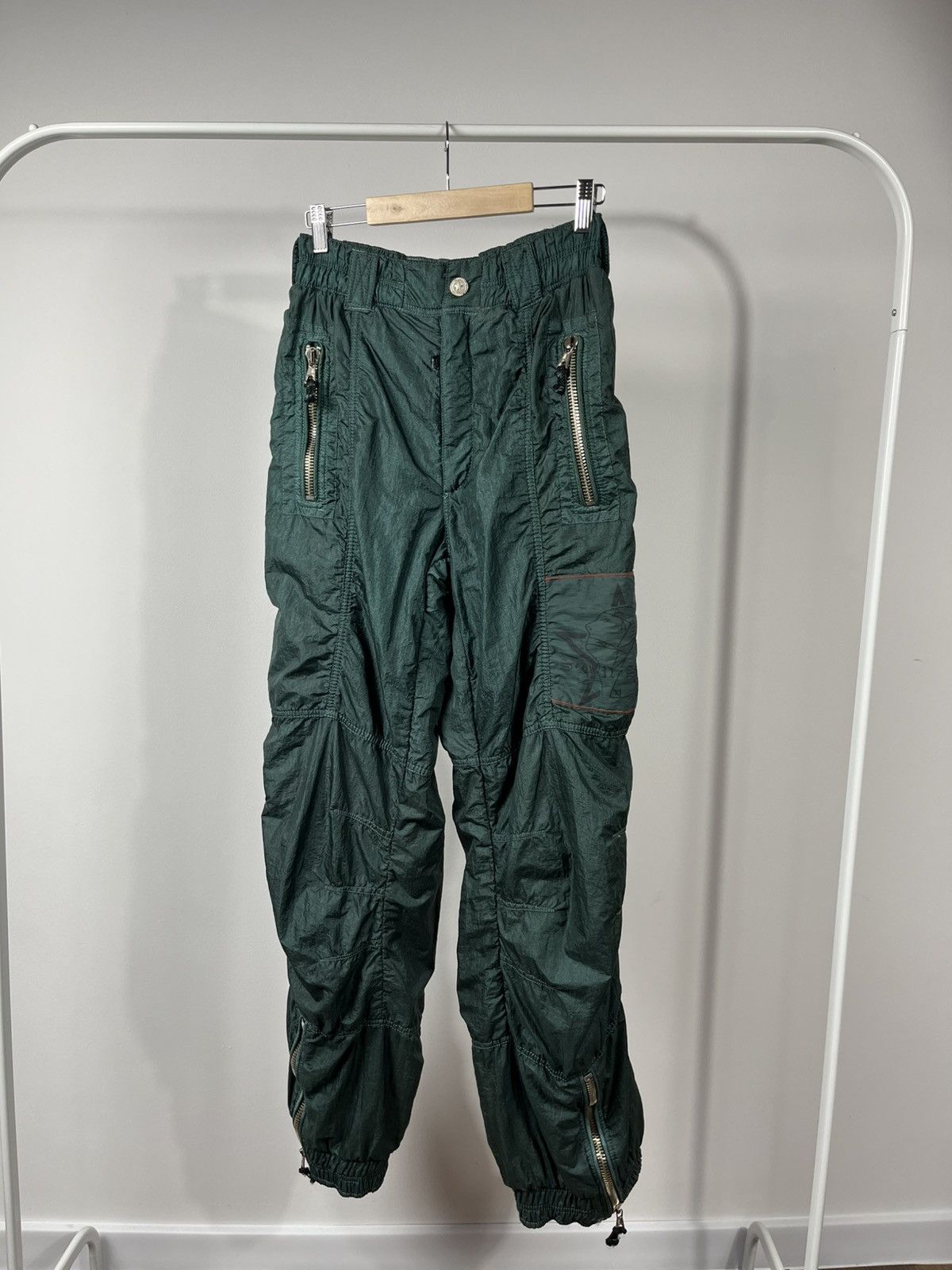 Vintage Vintage Ski Sunset Wear green nylon ski pants 50 Austria Size US 34 / EU 50 - 1 Thumbnail