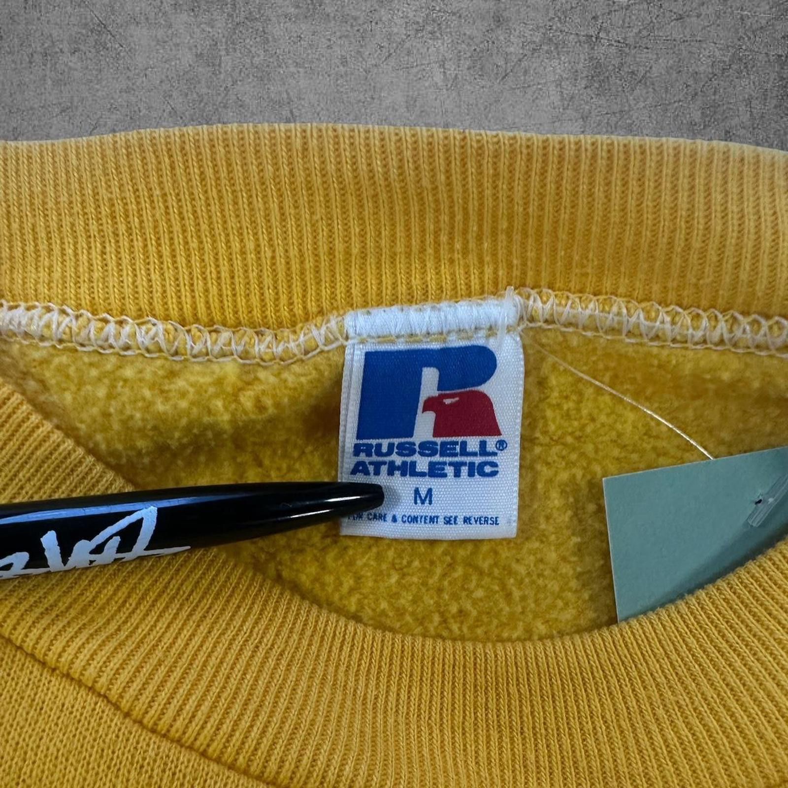 Russell Athletic 80s Russell Athletic Michigan University Crewneck Size US M / EU 48-50 / 2 - 4 Thumbnail