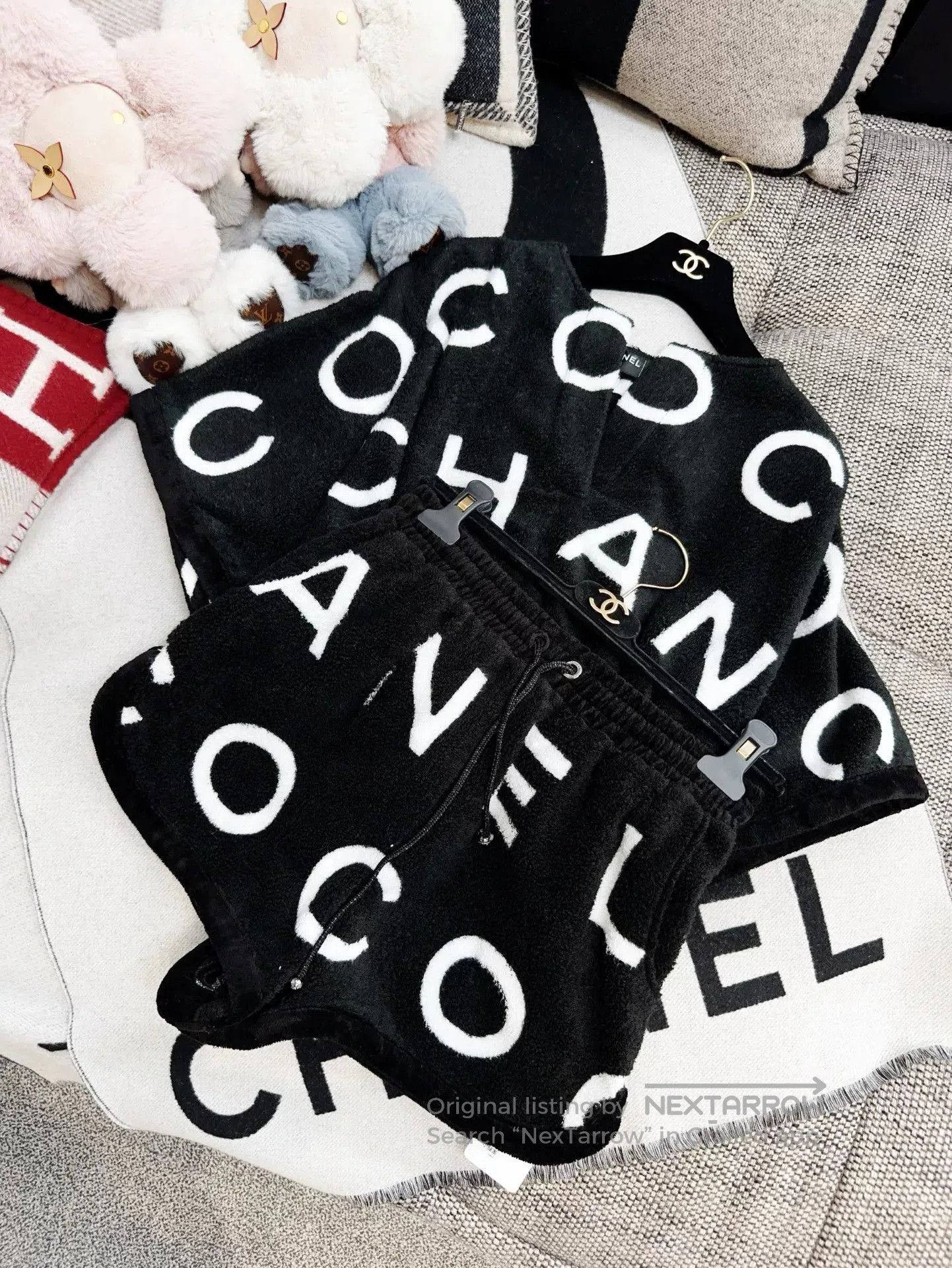 Chanel Chanel Coco Beach Black and White Top. Size US S / EU 44-46 / 1 - 7 Thumbnail