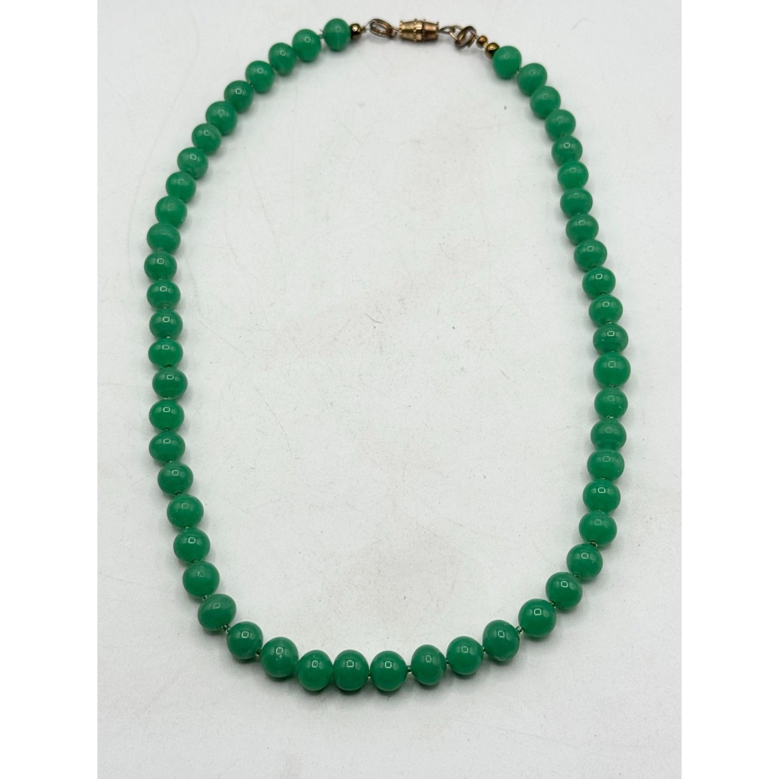 Vintage Vintage green stone beaded long necklace Size ONE SIZE - 2 Thumbnail