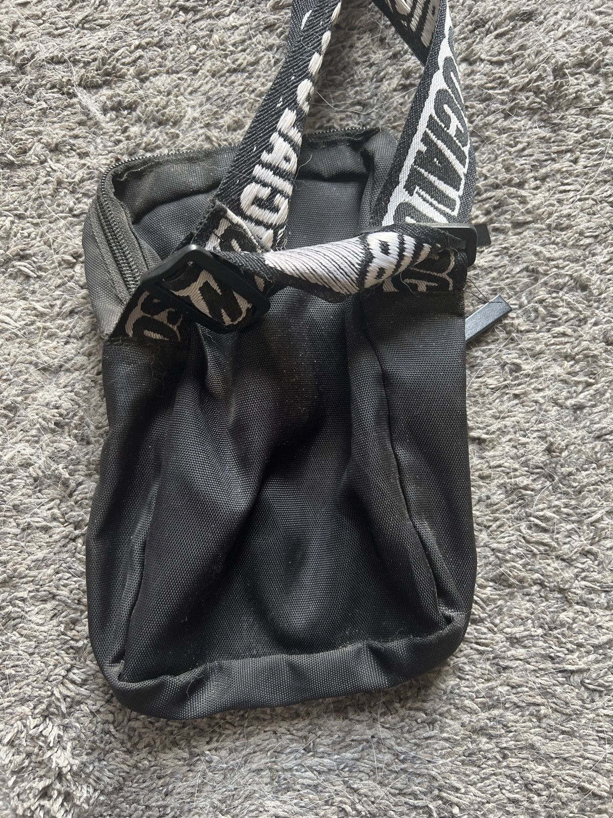 Anti Social Social Club Anti Social Social Club Get Weird Shoulder Bag Size ONE SIZE - 3 Thumbnail