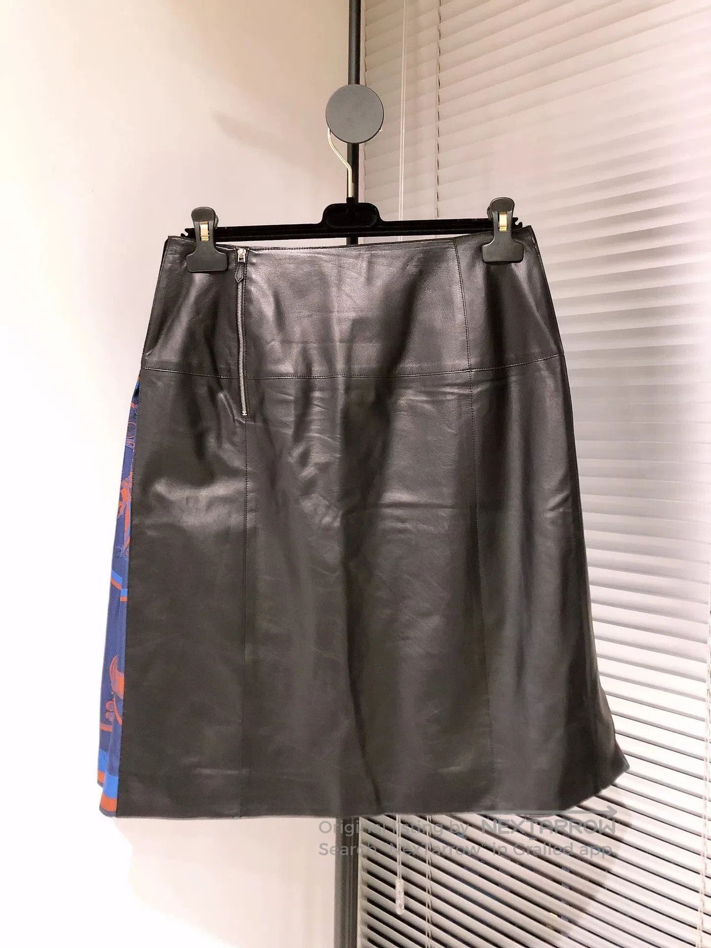 Hermes Hermes Black Leather Silk Pleated Skirt. Size US 38 / EU 54 - 2 Thumbnail