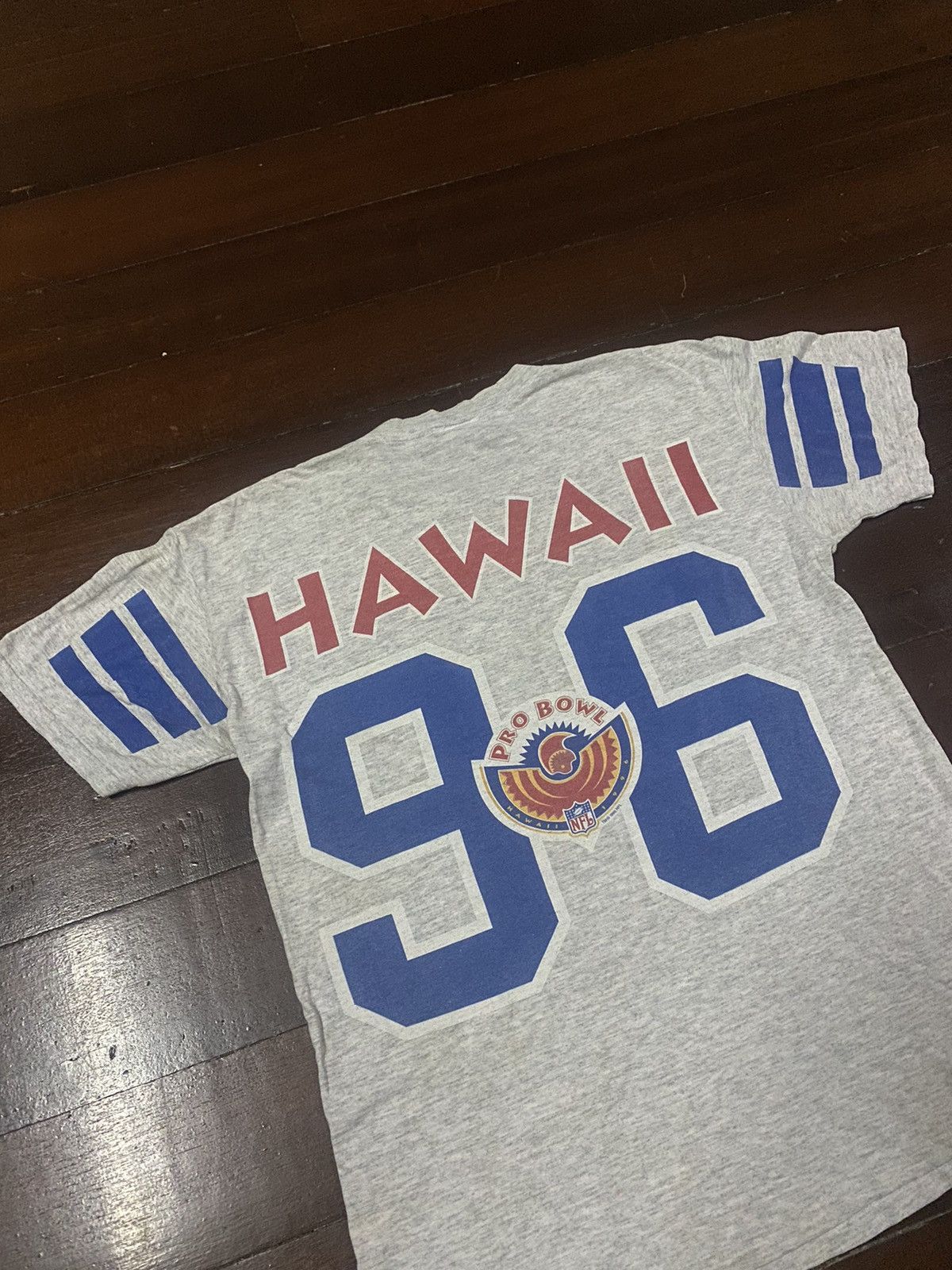 NBA × NFL × NHL FIRE 🔥 VINTAGE 90s PRO BOWL ALOHA STADIUM HAWAII NFL Size US M / EU 48-50 / 2 - 8 Thumbnail
