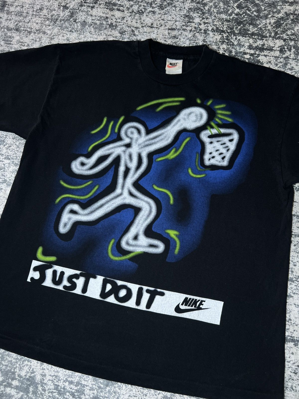 Nice Collective Nike “Just Do It” T-Shirt – Size L – 90s Graffiti Vintage Size US L / EU 52-54 / 3 - 2 Thumbnail