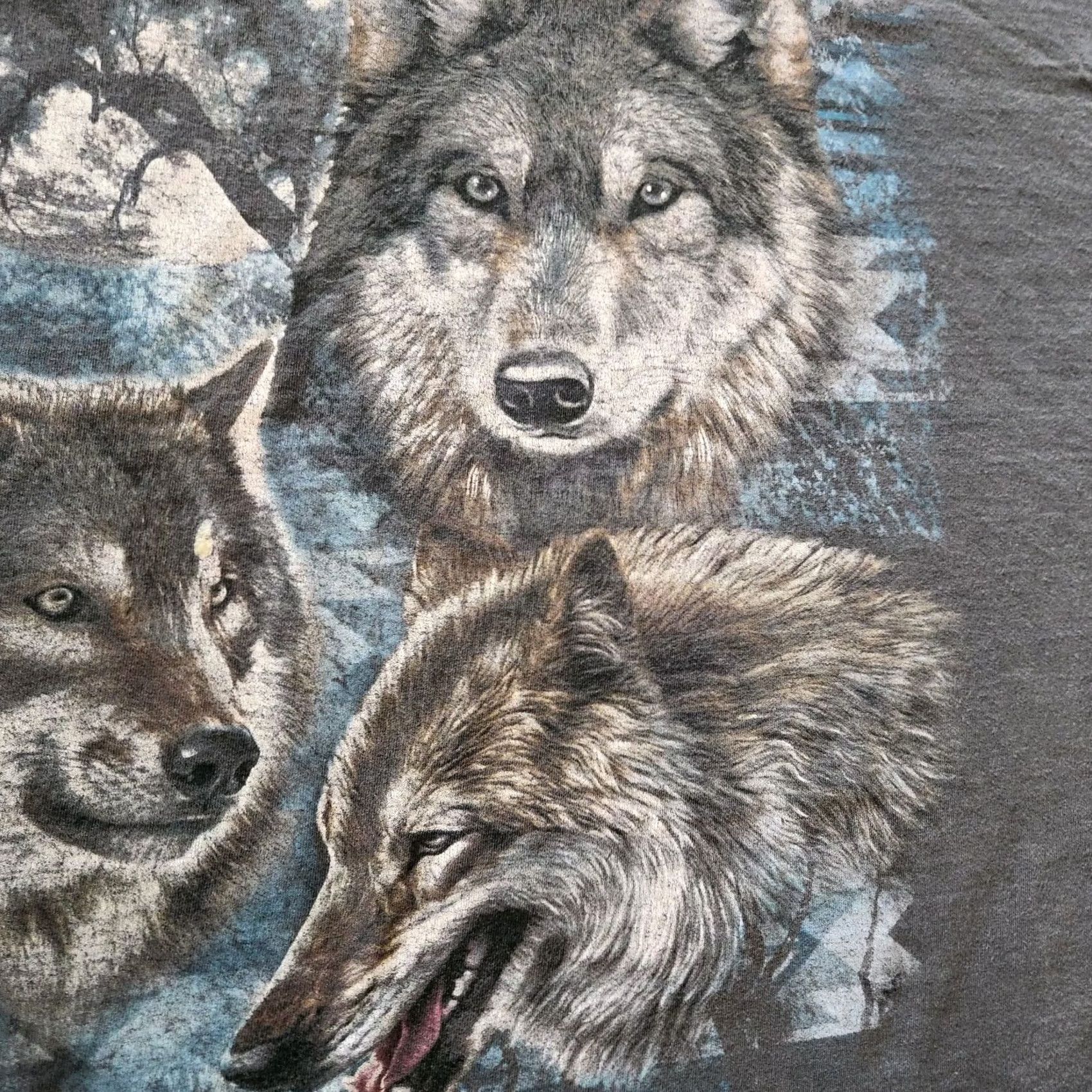 Fruit Of The Loom VINTAGE Fruit of the Loom T-Shirt Wolf Pack Wolves All Over Print Gray 3XL Crew Neck Short Sleeve Cotton Men 90s Retro Graphic Print Black" Size US XXL / EU 58 / 5 - 4 Thumbnail
