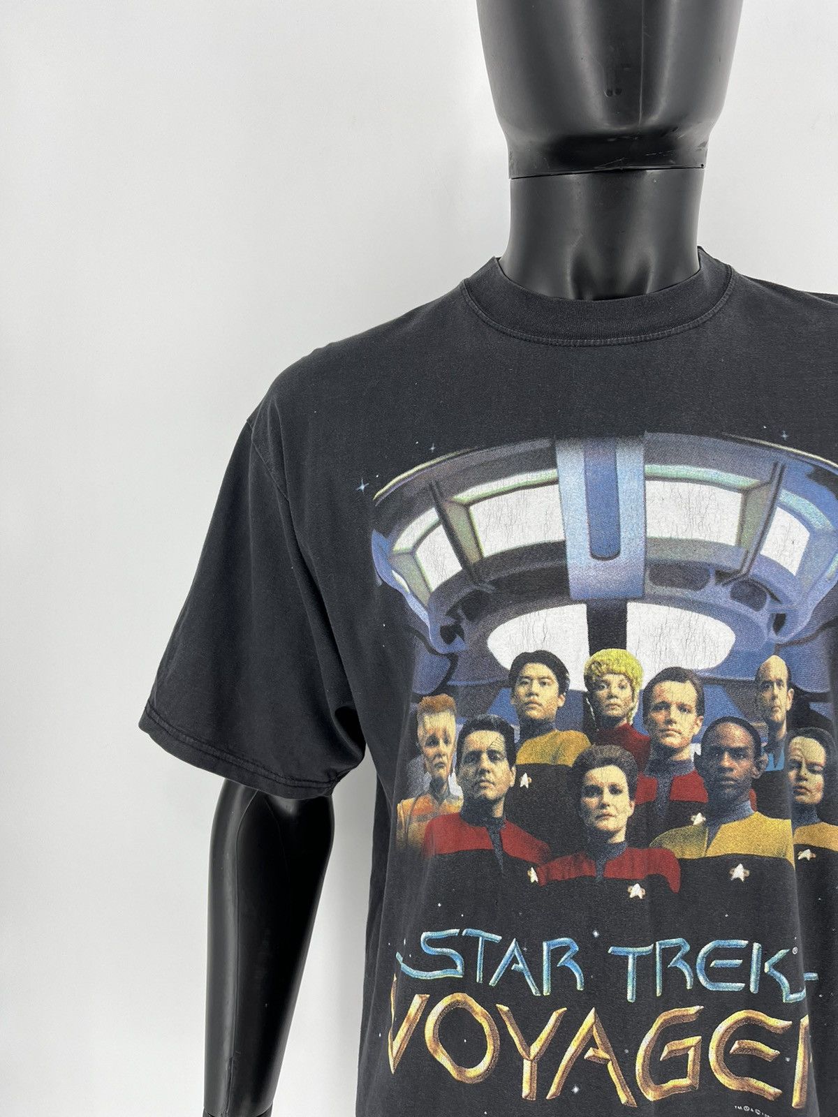 Band Tees Vintage 1995 Star Trek Voyager Stanley Desantis T-Shirt Size US L / EU 52-54 / 3 - 6 Thumbnail