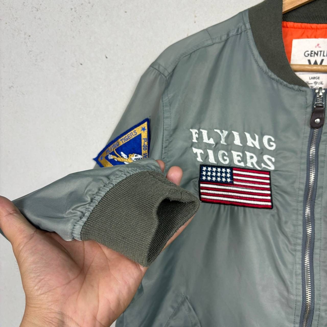 Japanese Brand Mr Gentle W Flying Tigers P-40 Warhawk Bomber Jacket Large Size US L / EU 52-54 / 3 - 5 Thumbnail