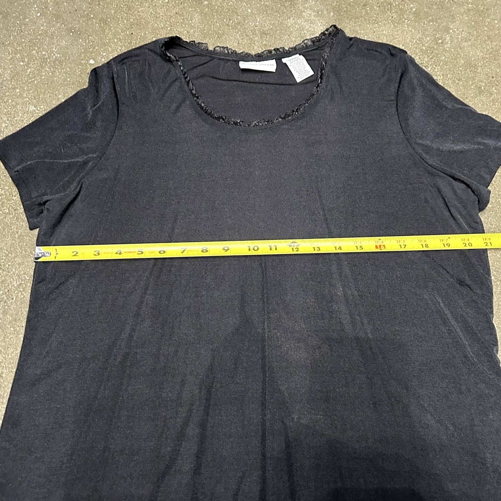 Vintage Jaclyn Smith Shirt Womens XL Black Ruffle Scoop Neck Short Sleeve Basic Top Size XL / US 12-14 / IT 48-50 - 5 Thumbnail