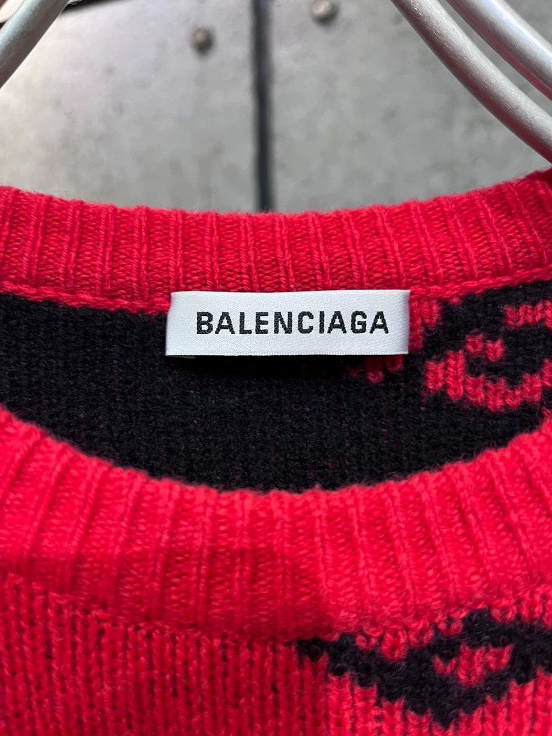 Balenciaga Balenciaga Red letter sweater Size US XS / EU 42 / 0 - 4 Thumbnail