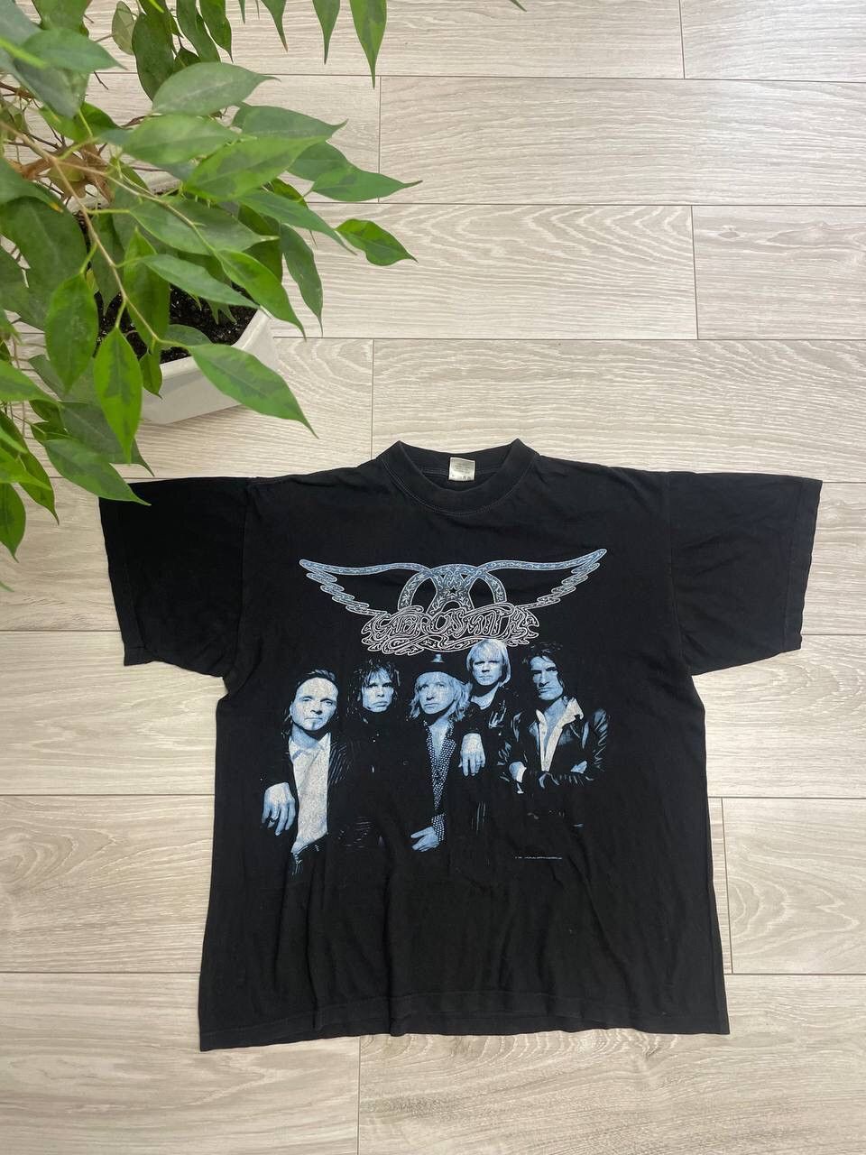 Band Tees × Japanese Brand × Vintage Vintage 1997 Aerosmith Nine Lives Tour Tee T-Shirt Y2K Size US L / EU 52-54 / 3 - 1 Thumbnail