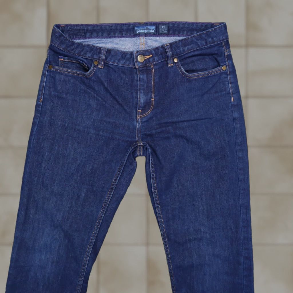 Patagonia Patagonia Jeans Womens 32x32 Blue Straight 5 Pocket Dark Wash Denim Jeans Size 24" / US 00 / IT 34 - 1 Thumbnail