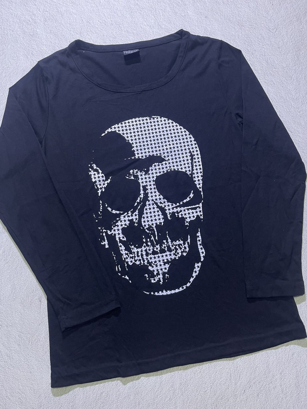 Japanese Brand Y2K FREE BEAT long sleeve tshirt big skull motif Size US M / EU 48-50 / 2 - 2 Thumbnail
