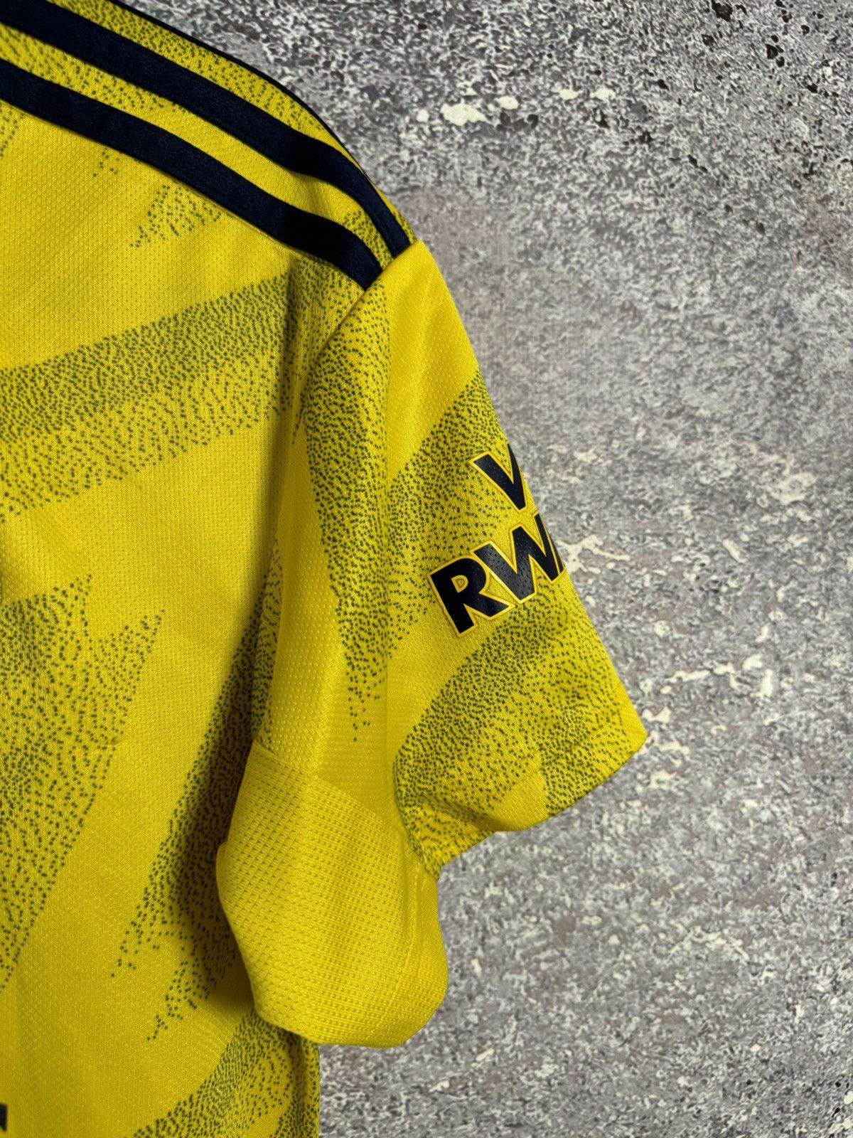 Adidas × Vintage TIERNEY Vintage Arsenal 2019/20 Adidas Jersey Blokcore S sz Size US S / EU 44-46 / 1 - 12 Thumbnail