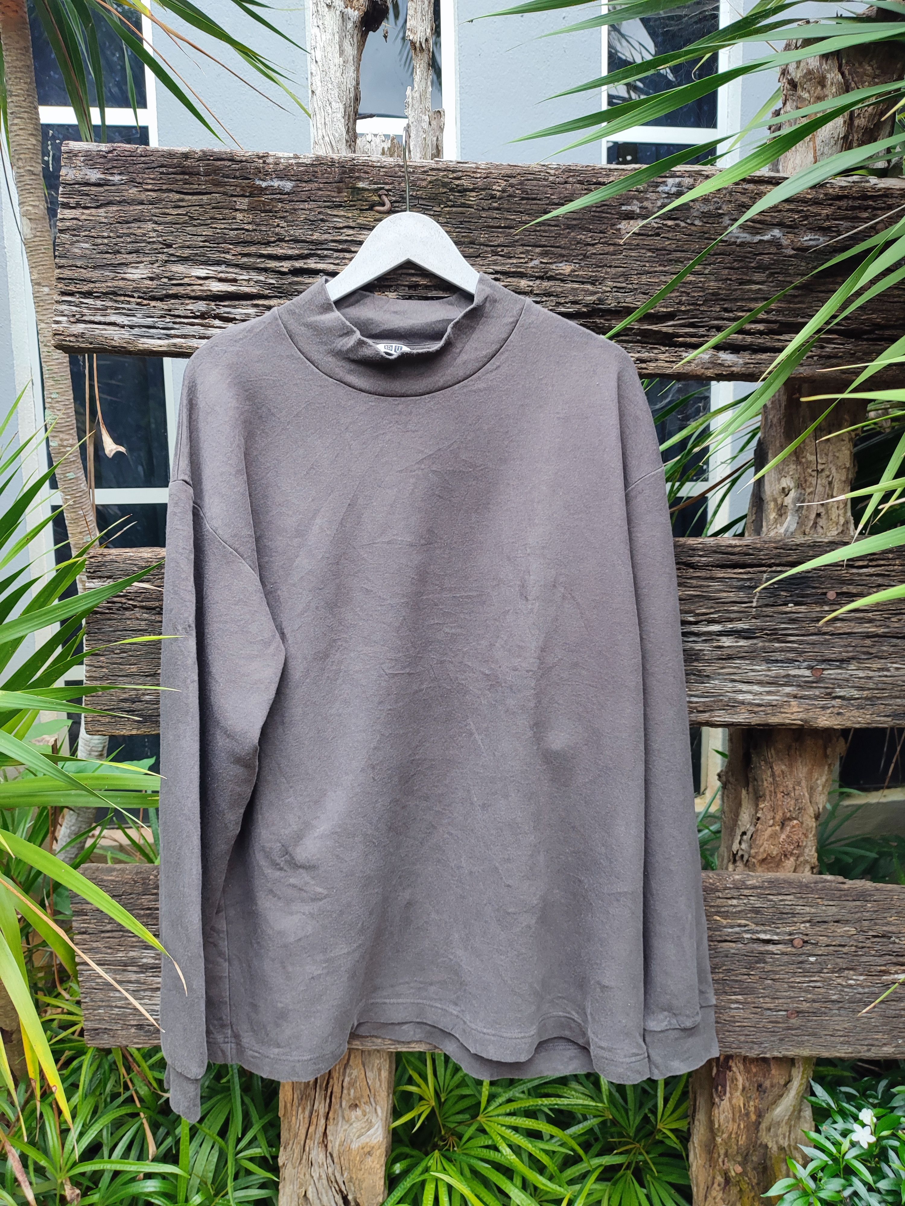 image of Steal Uniqlo X Christophe Lemaire Turtleneck Sweatshirt in Brown, Men's (Size 2XL)