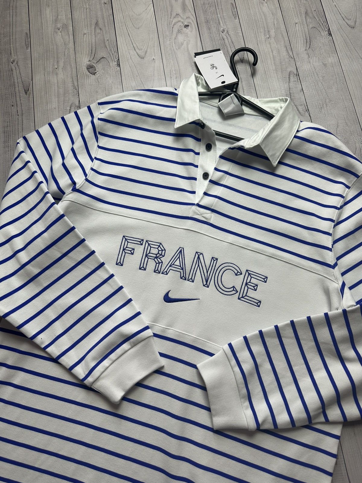 Nike France soccer rugby jersey striped size M/L Logo rare Size US L / EU 52-54 / 3 - 3 Thumbnail