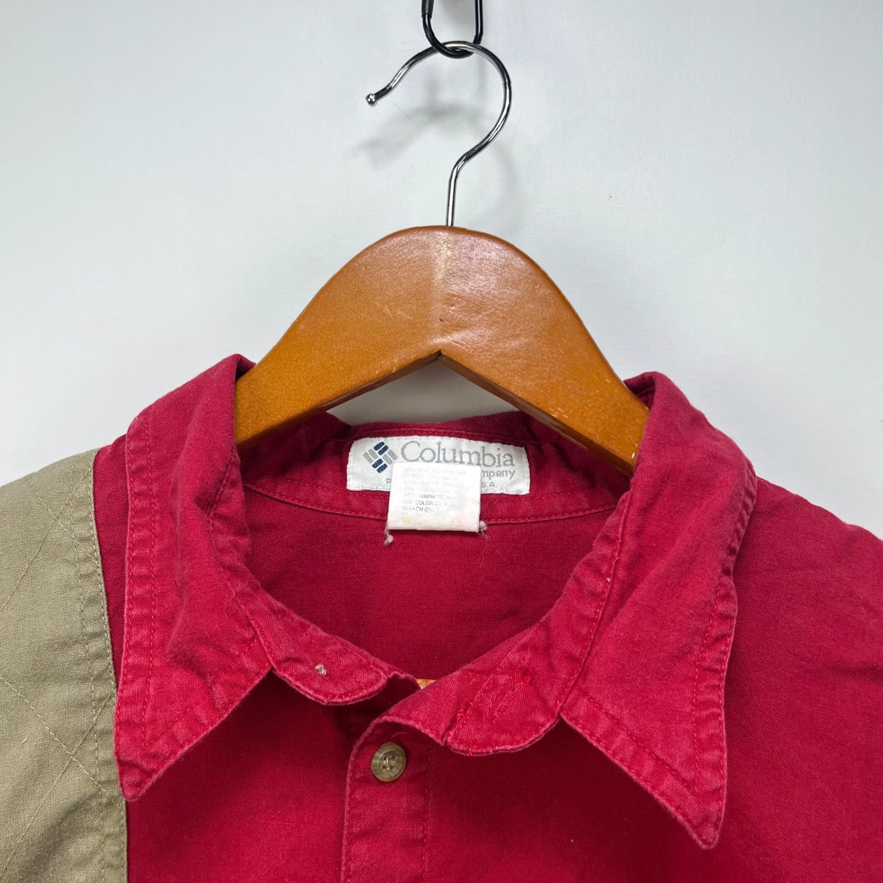 Vintage VINTAGE Columbia Outdoors Button Up Long Sleeve Shirt XL Red 90s Mens Button-Up Collared Pocket Shirt Size US XL / EU 56 / 4 - 4 Thumbnail