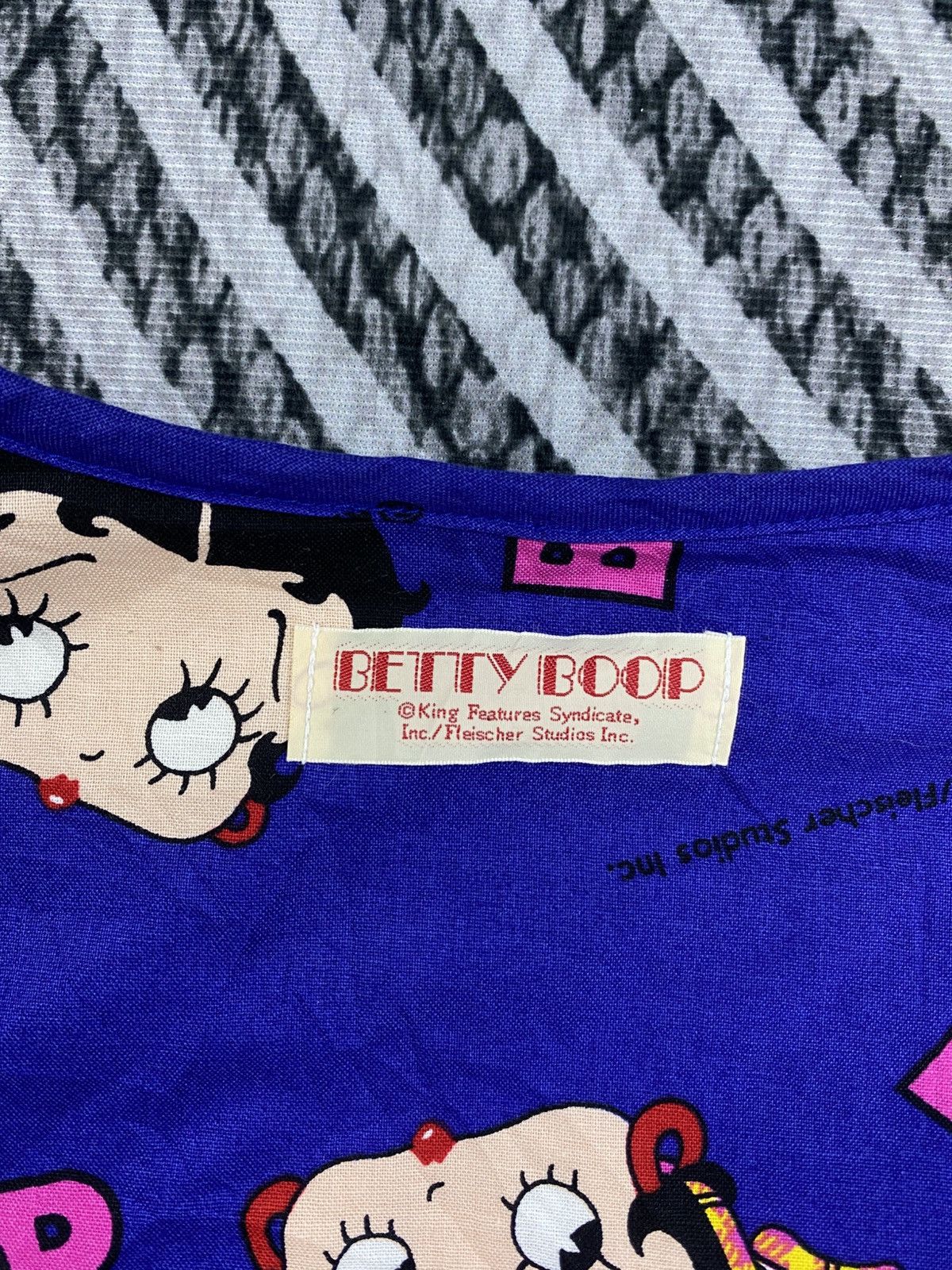 Vintage 80s Betty Boop Full Printed Buttoned Jacket