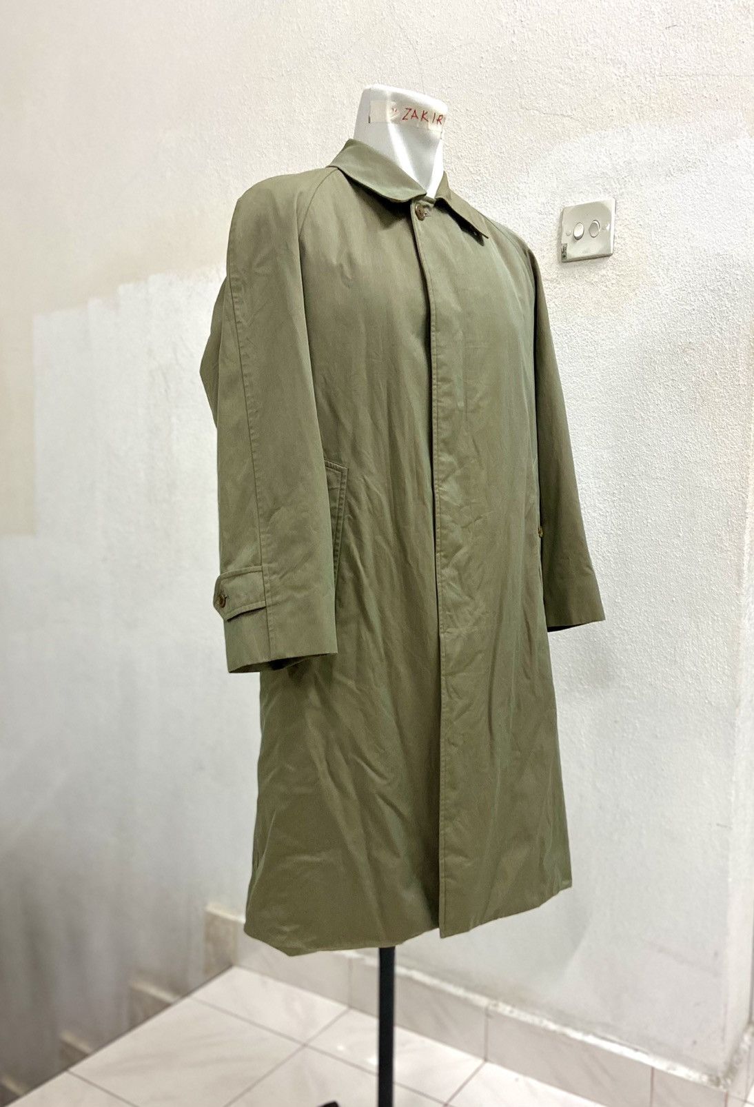 Burberry × Vintage VINTAGE BURBERRY TRENCH COAT. Size US M / EU 48-50 / 2 - 3 Thumbnail