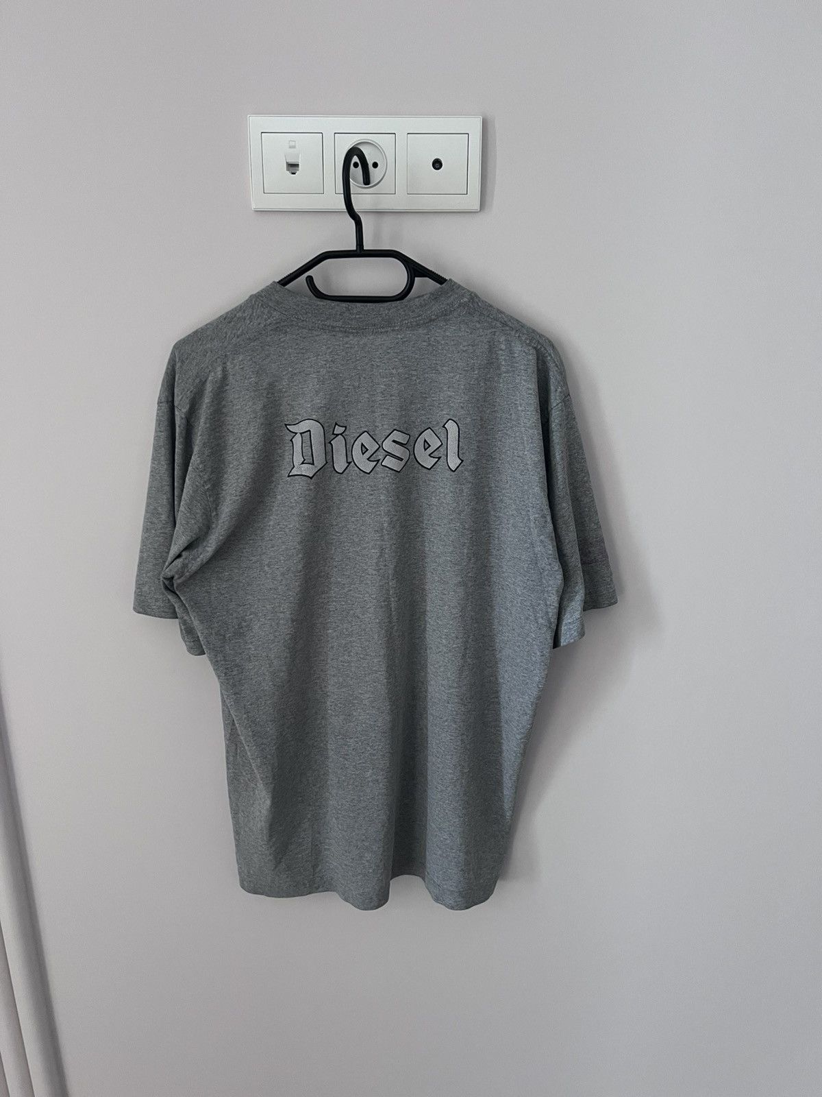 Diesel VERY RARE Diesel vintage big logo tee size L Size US L / EU 52-54 / 3 - 4 Thumbnail