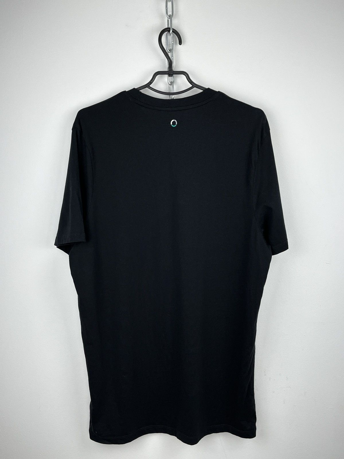 Mercedes-Benz Mercedes Benz AMG PETRONAS Black Jersey T-Shirt Size US XL / EU 56 / 4 - 2 Thumbnail